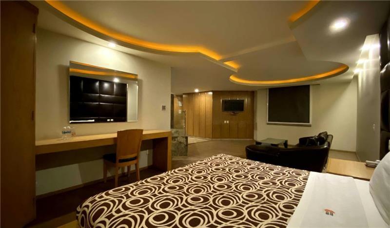 Hotel Lord - Photo 6