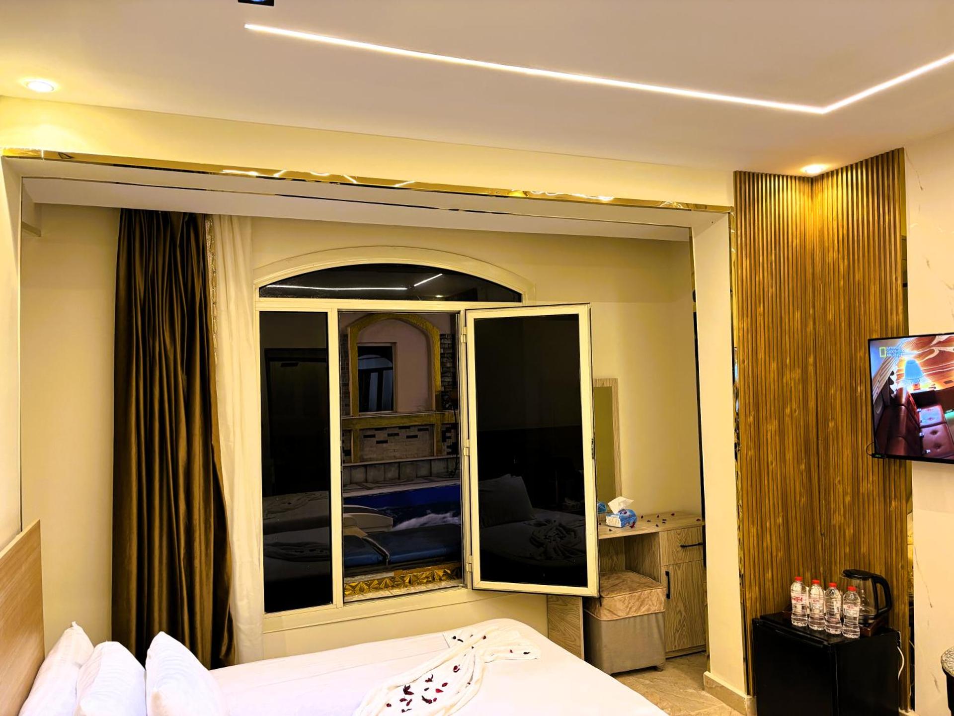 Nisut Pyramids Hotel - Photo 28