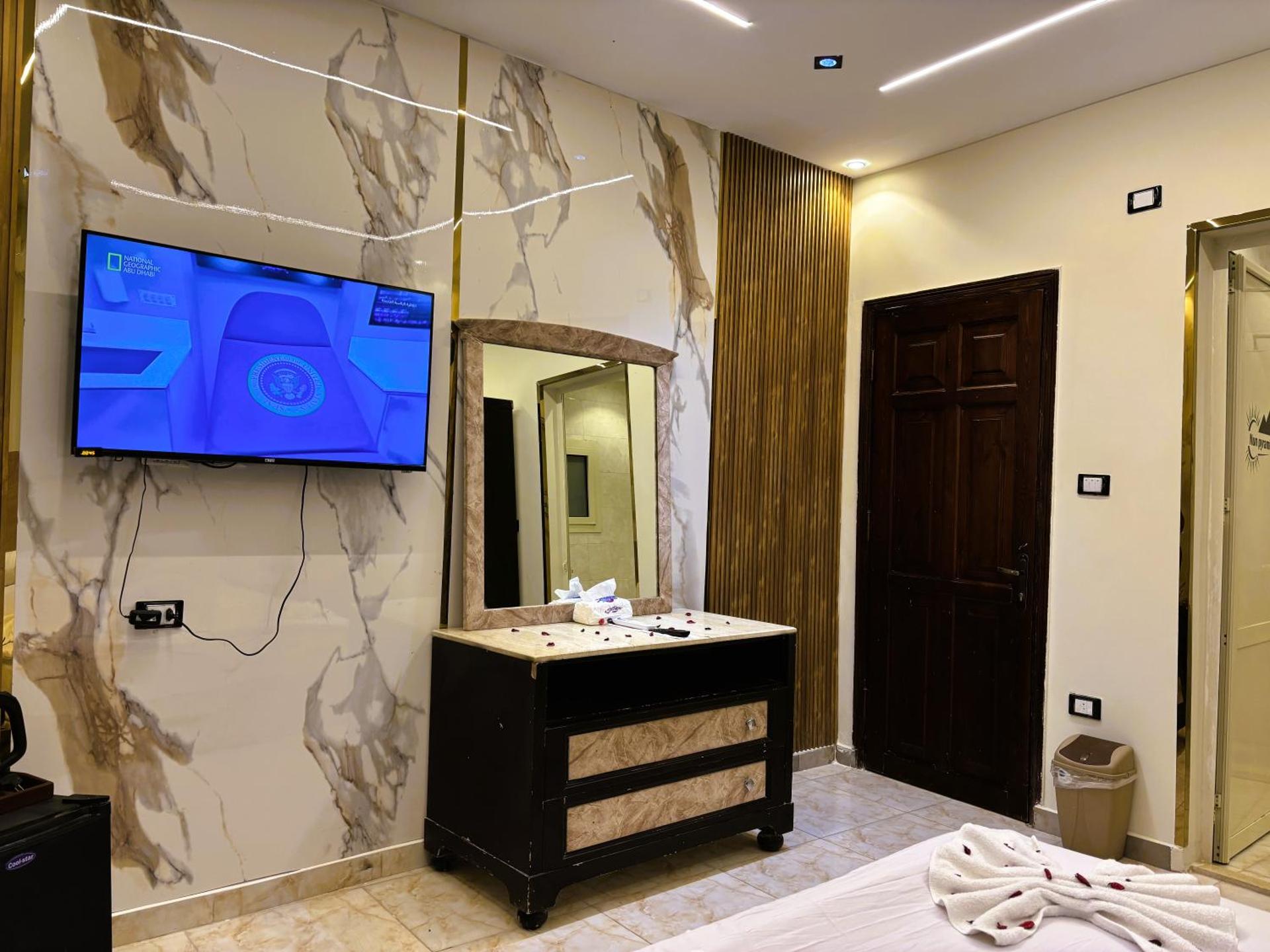 Nisut Pyramids Hotel - Photo 32