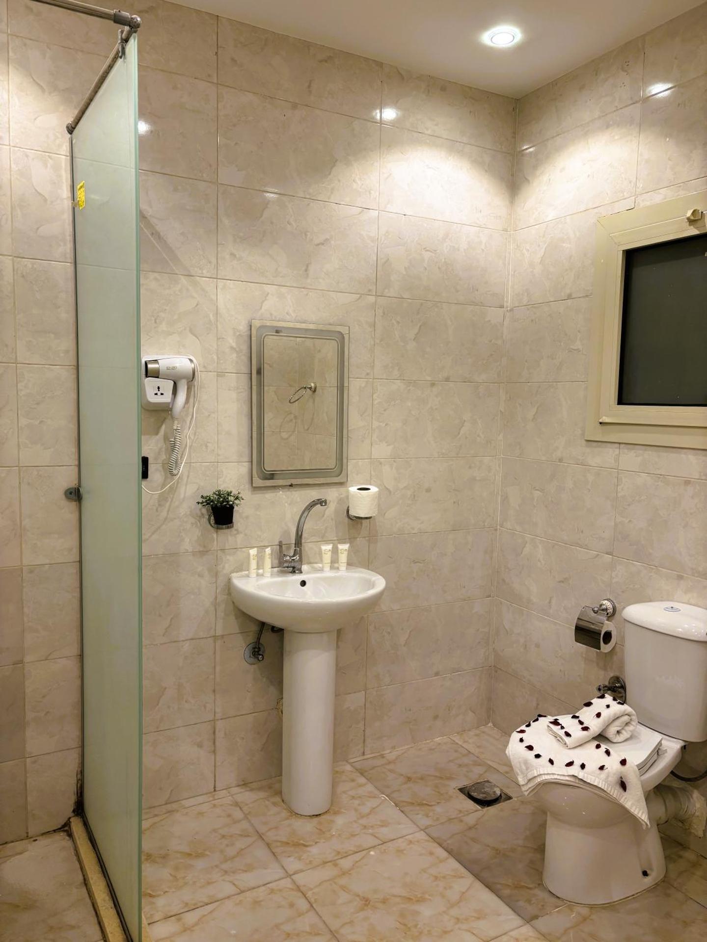 Nisut Pyramids Hotel - Photo 35