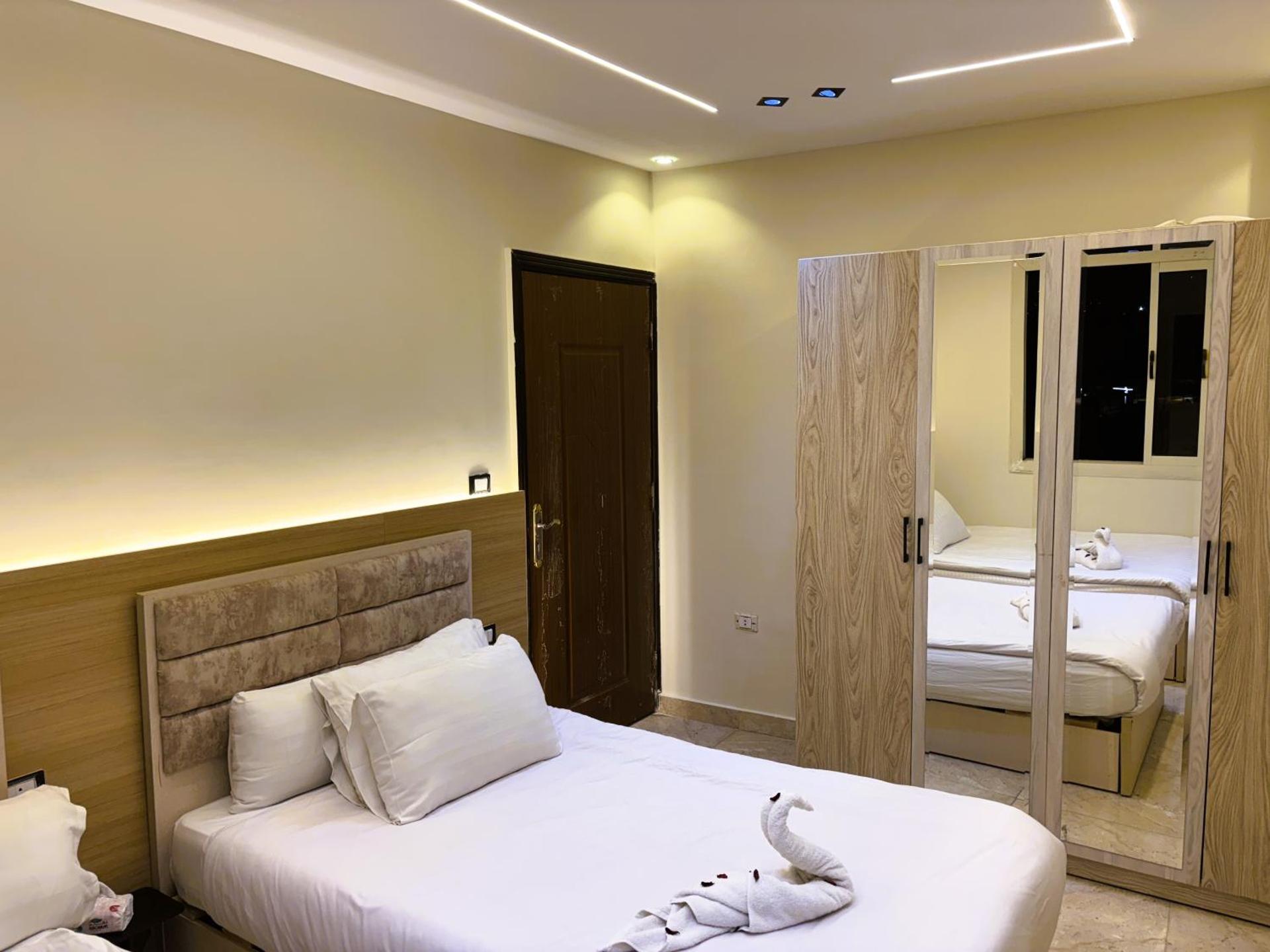 Nisut Pyramids Hotel - Photo 39