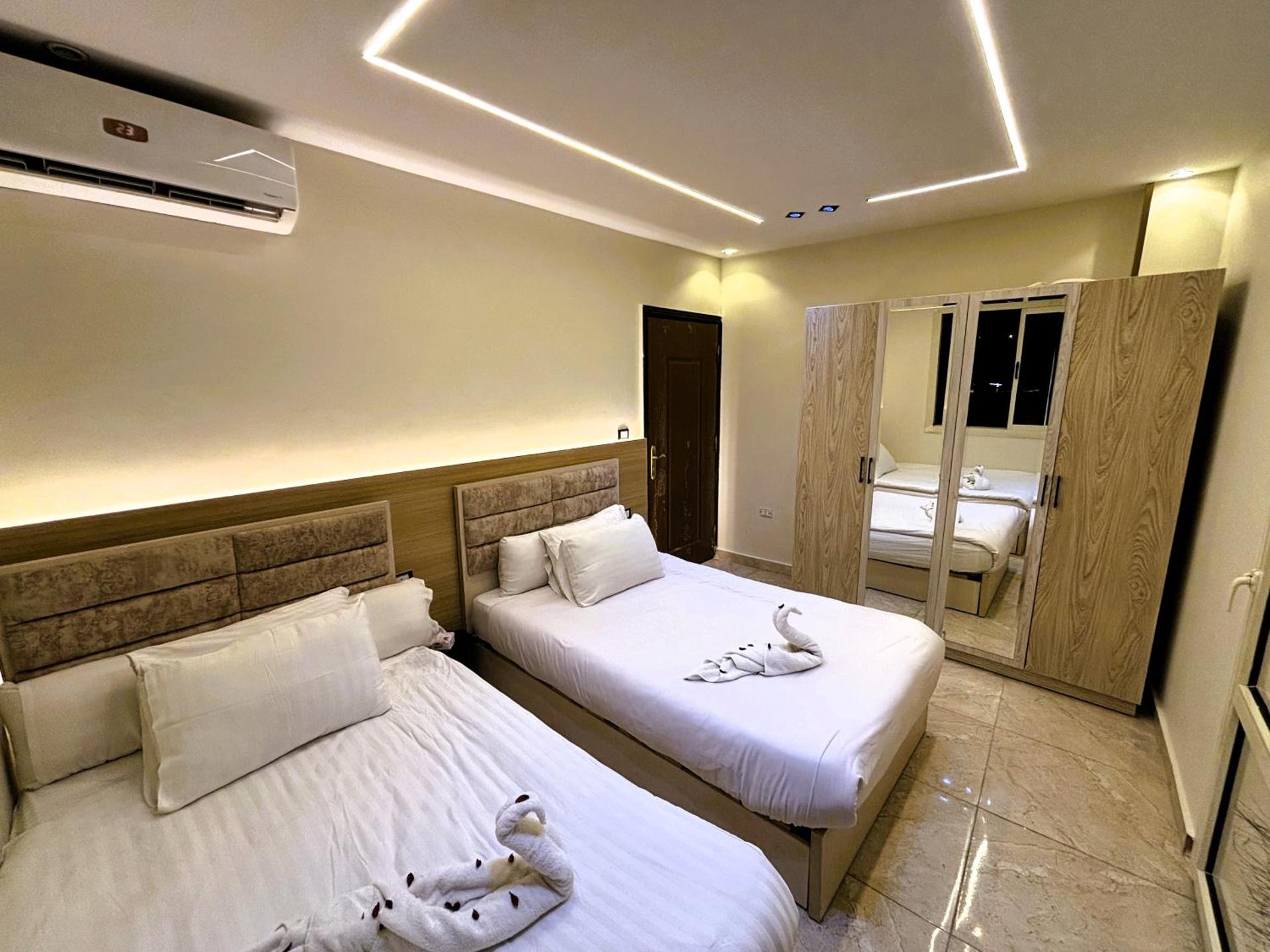 Nisut Pyramids Hotel - Photo 40