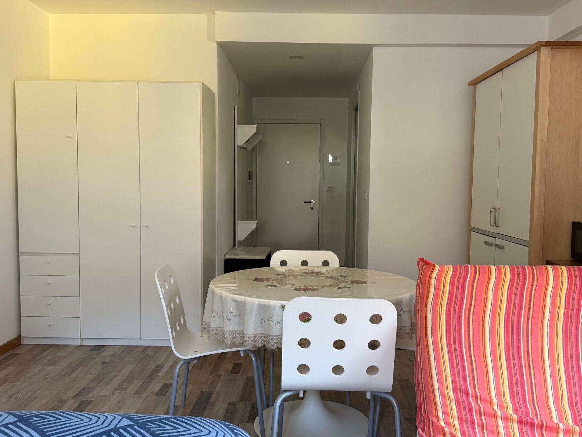 Studio apartment near the lake - Photo 8