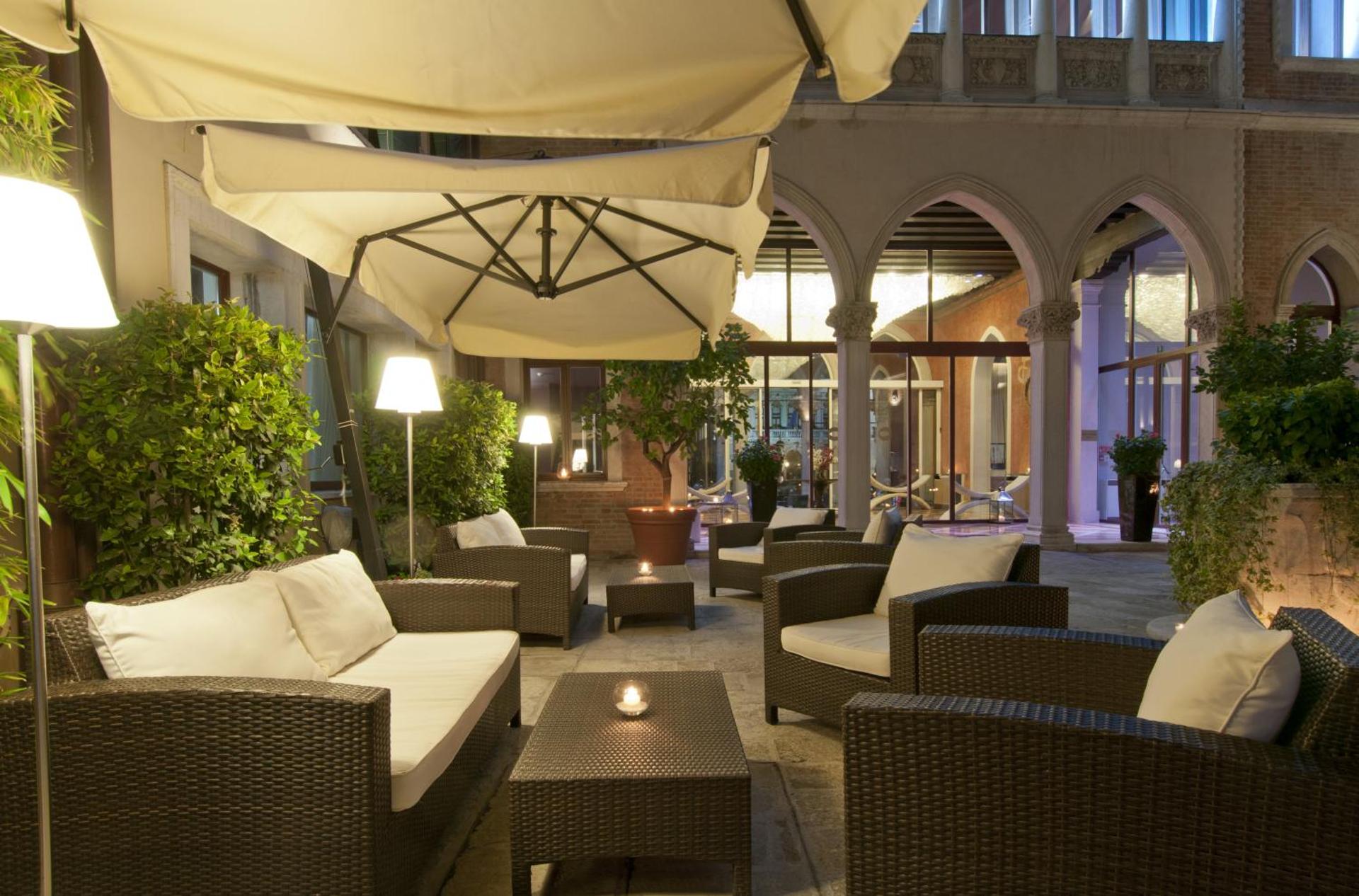 Sina Centurion Palace - Photo 75