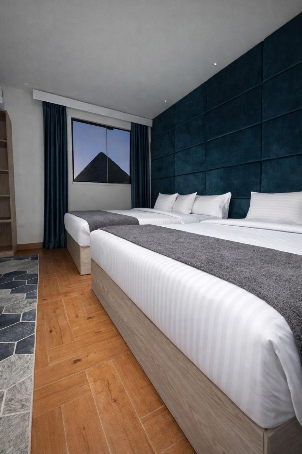 Soho Scarab Pyramids View - Photo 69