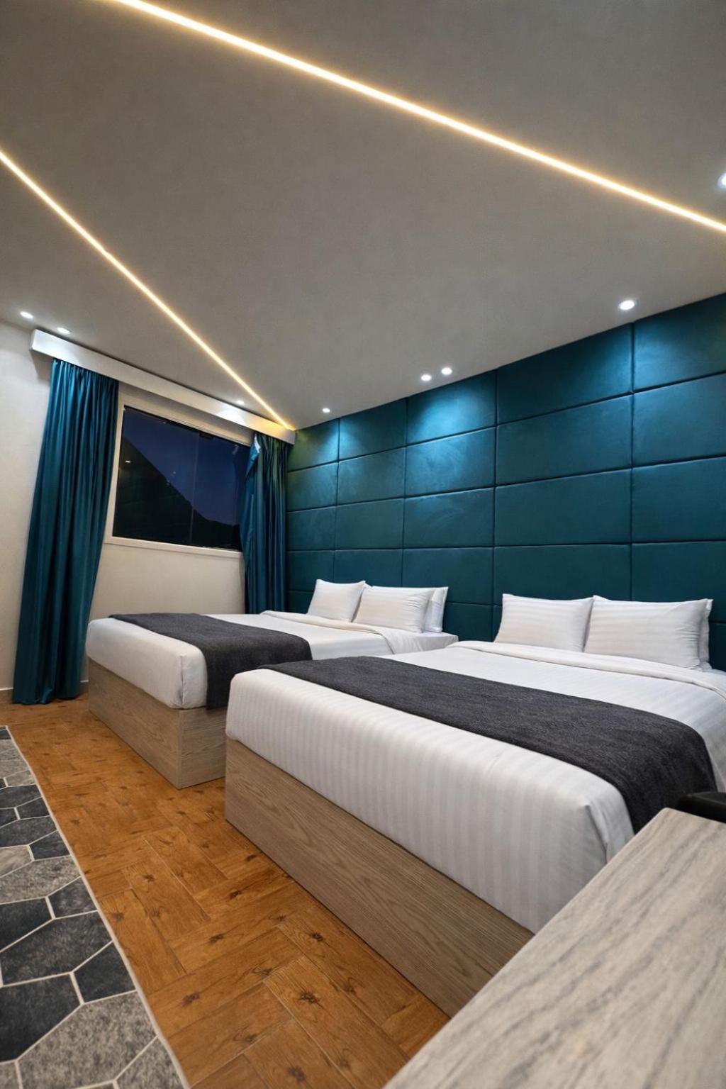 Triple Room with Mountain View