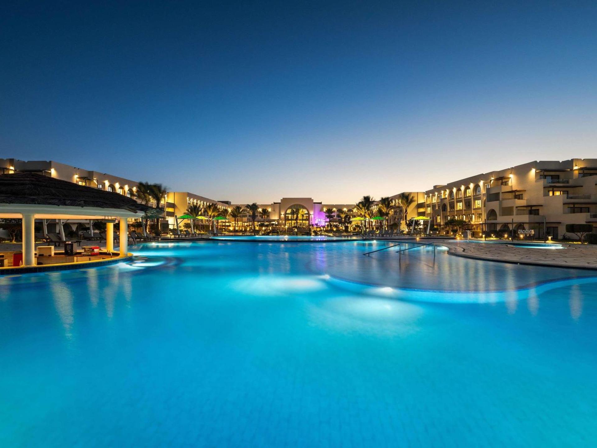 Movenpick Waterpark Resort & Spa Soma Bay - Photo 106