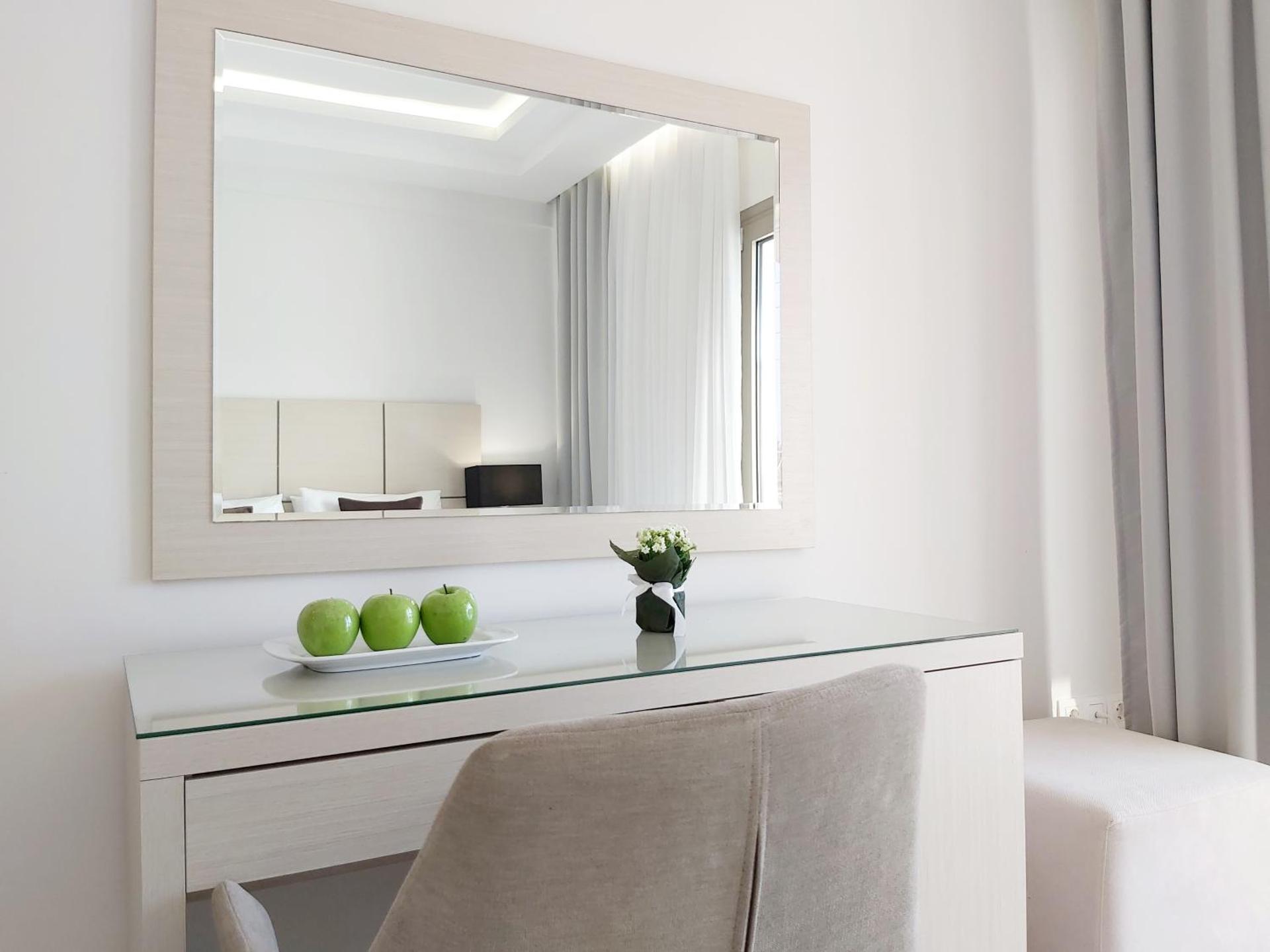 Akrogiali Exclusive Hotel (Adults Only) - Photo 23