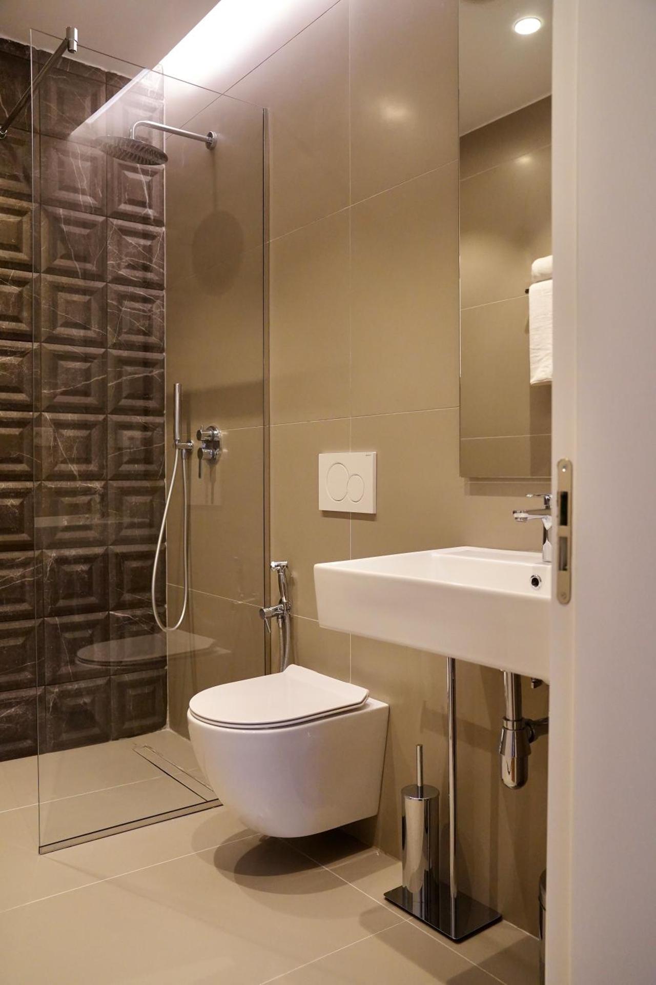 Hortus Hotel Tirana - Photo 38