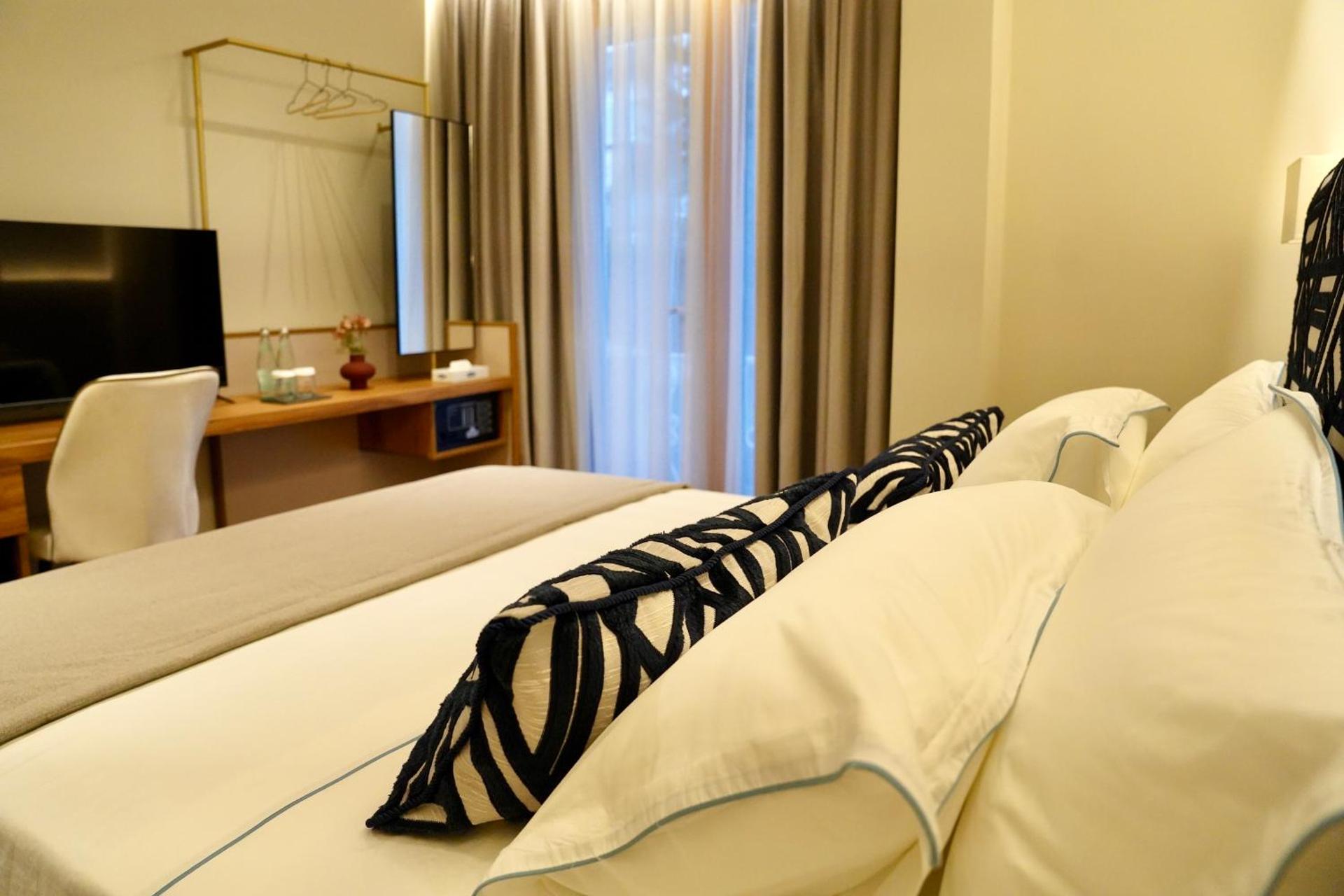 Hortus Hotel Tirana - Photo 45