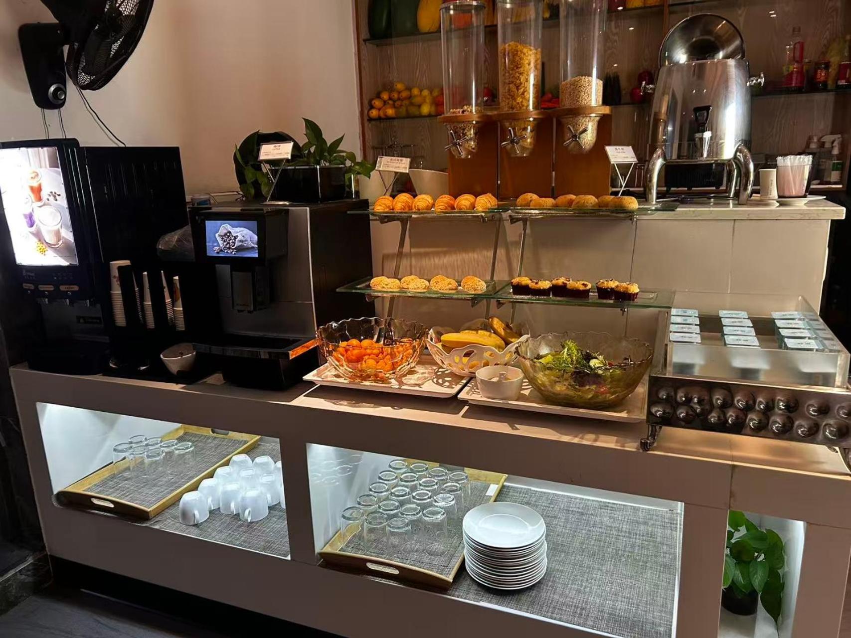 Paco Hotel Suyuan Metro Guangzhou-Free Shuttle Bus For Canton Fair-free breakfast-free minibar - Photo 29