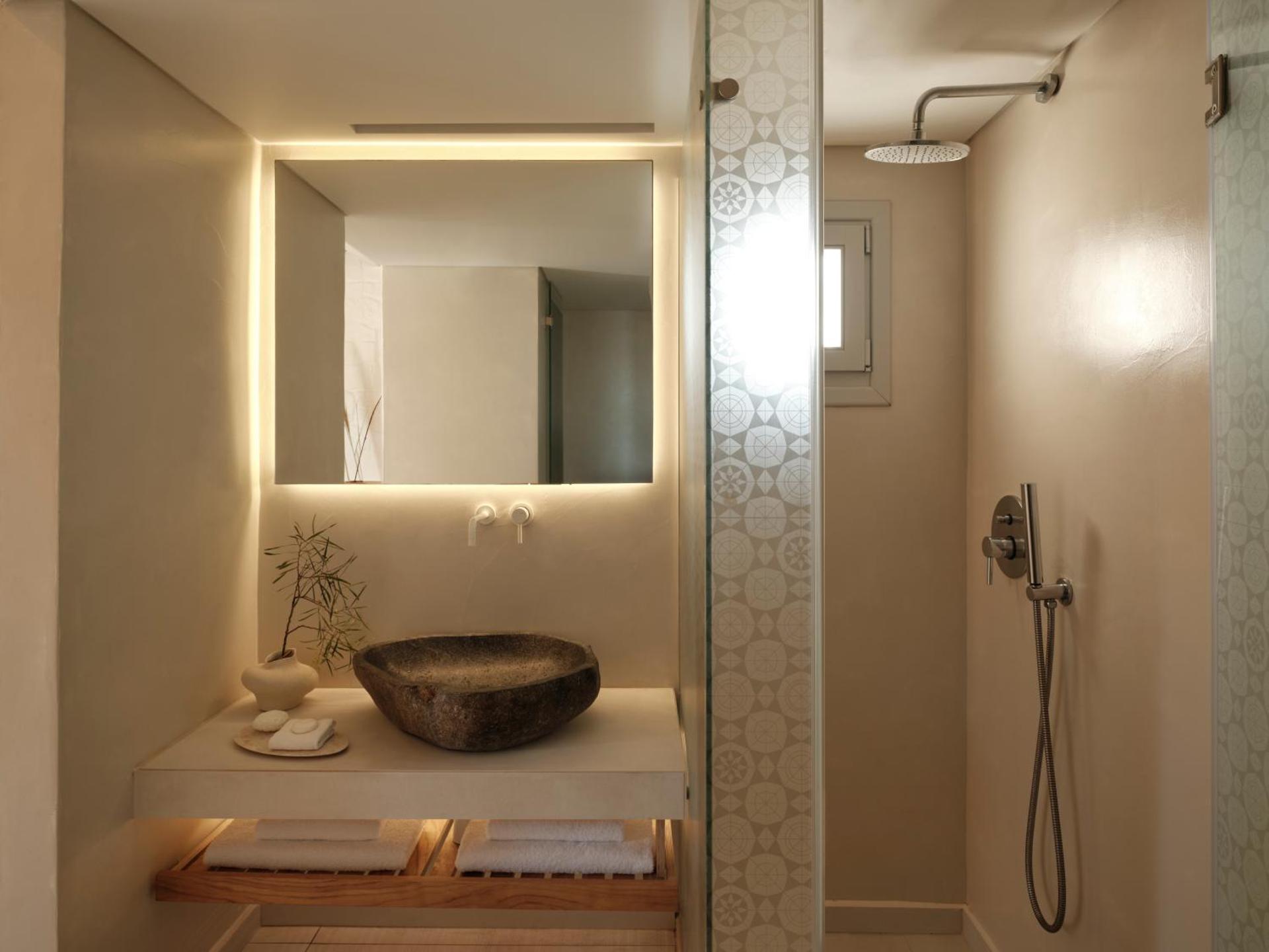 Andronikos Hotel - Photo 24