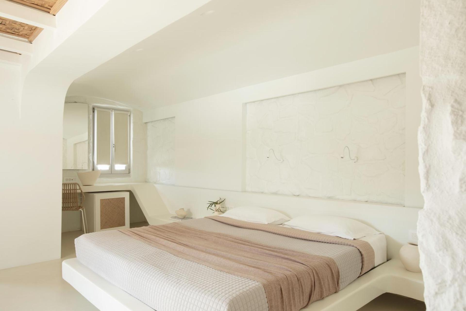 Andronikos Hotel - Photo 17