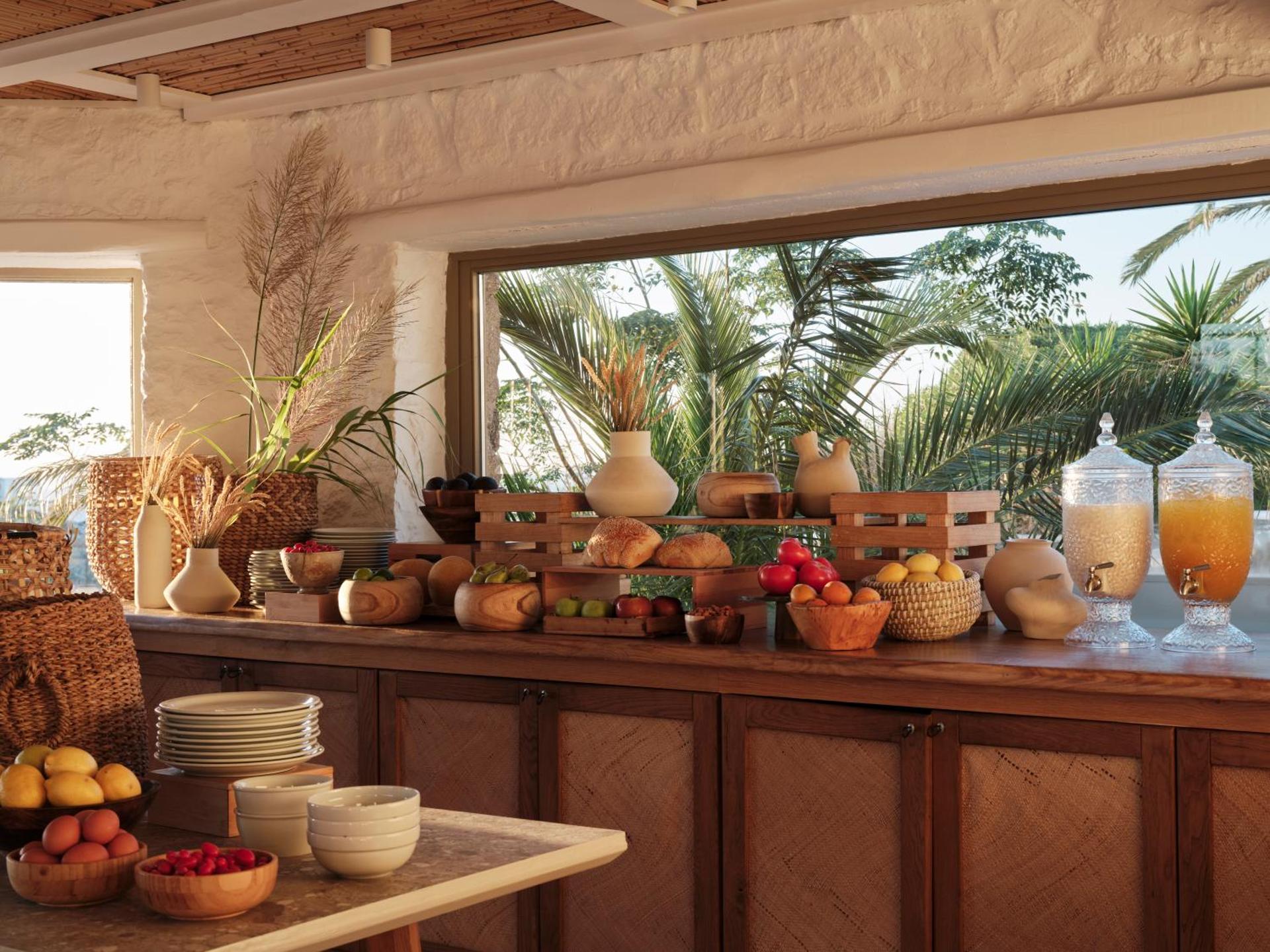 Andronikos Hotel - Photo 2