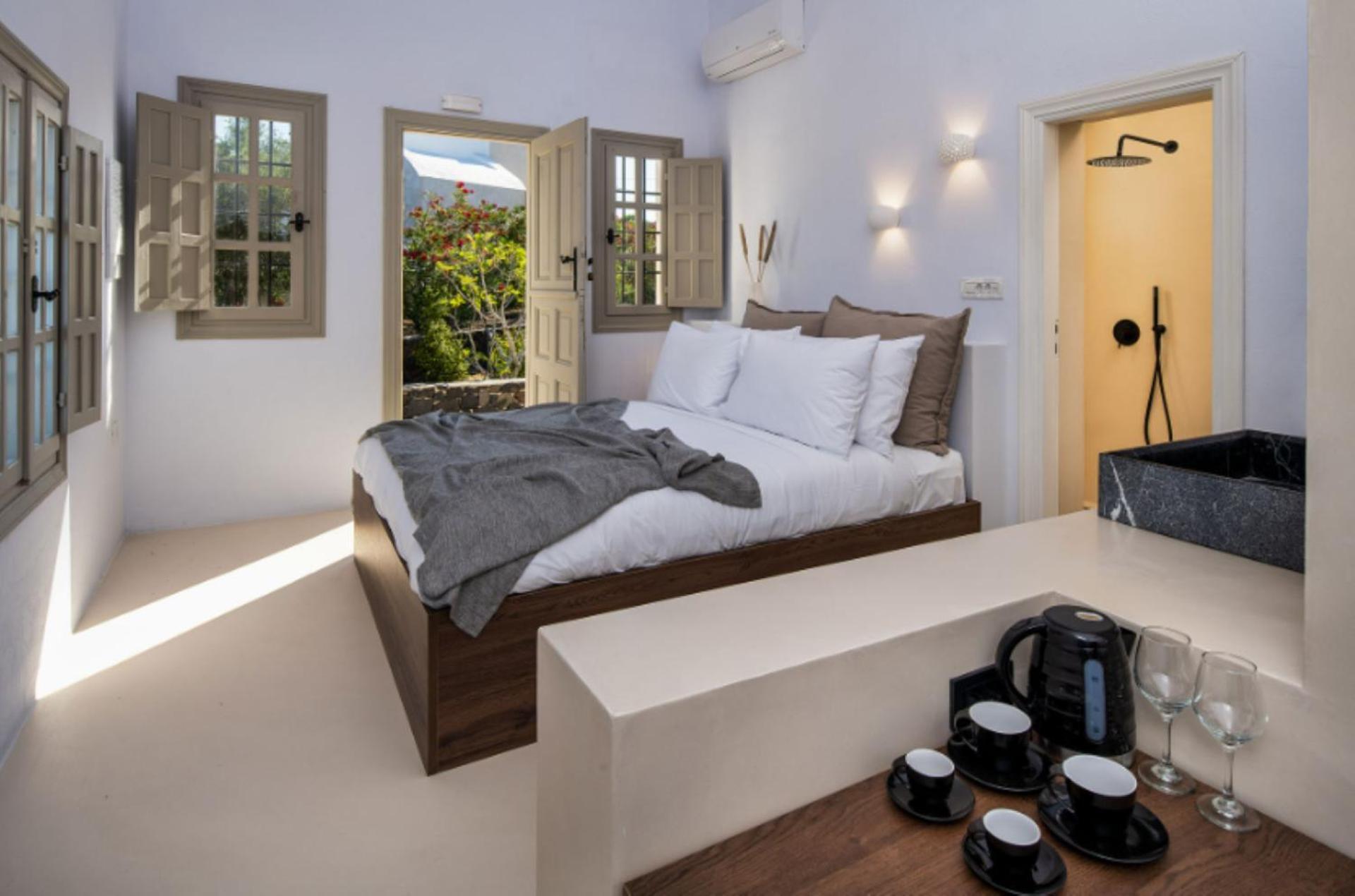 Santo Blue Santorini Caldera View Luxury Houses - Photo 23