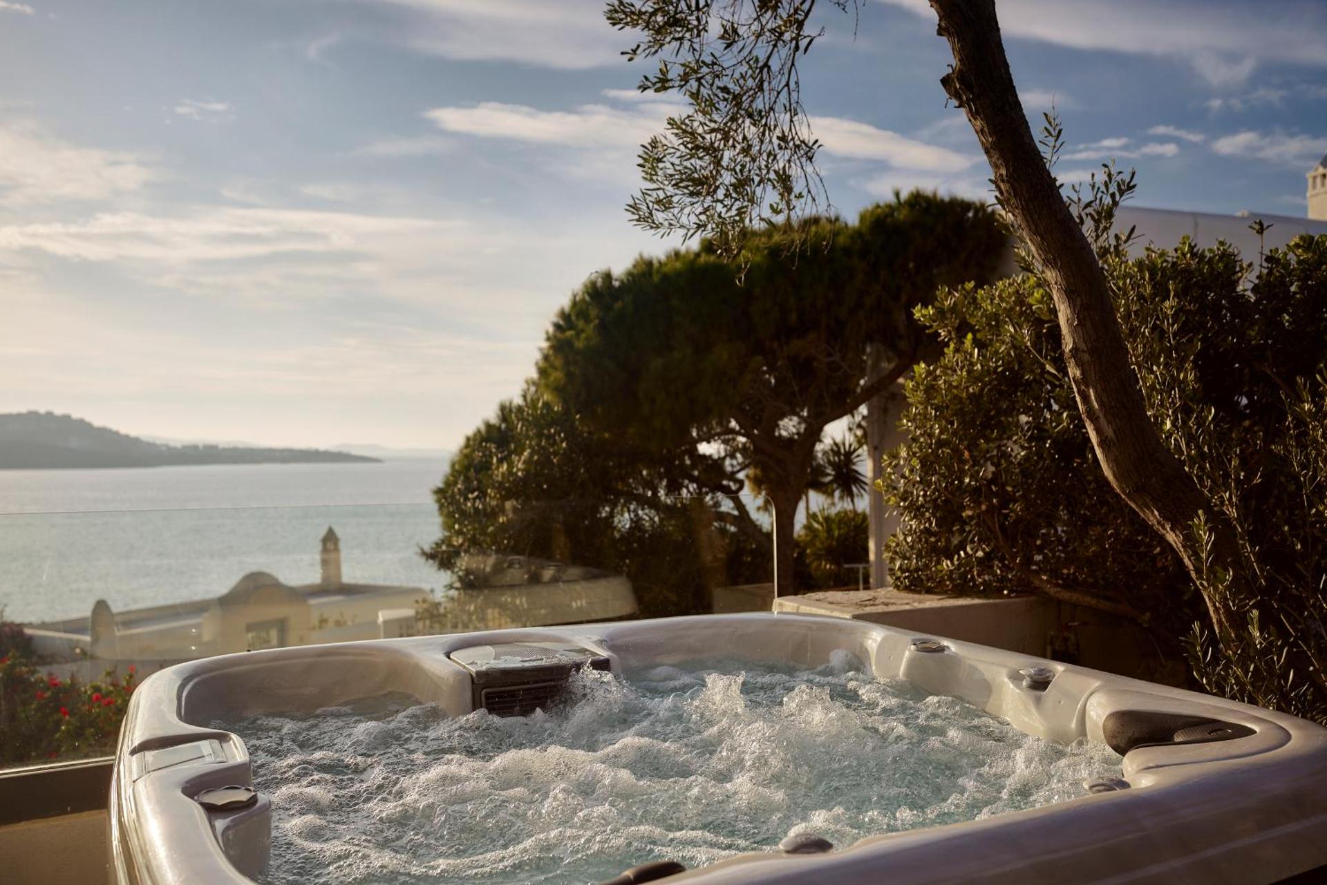 Hotel Adonis - Photo 69