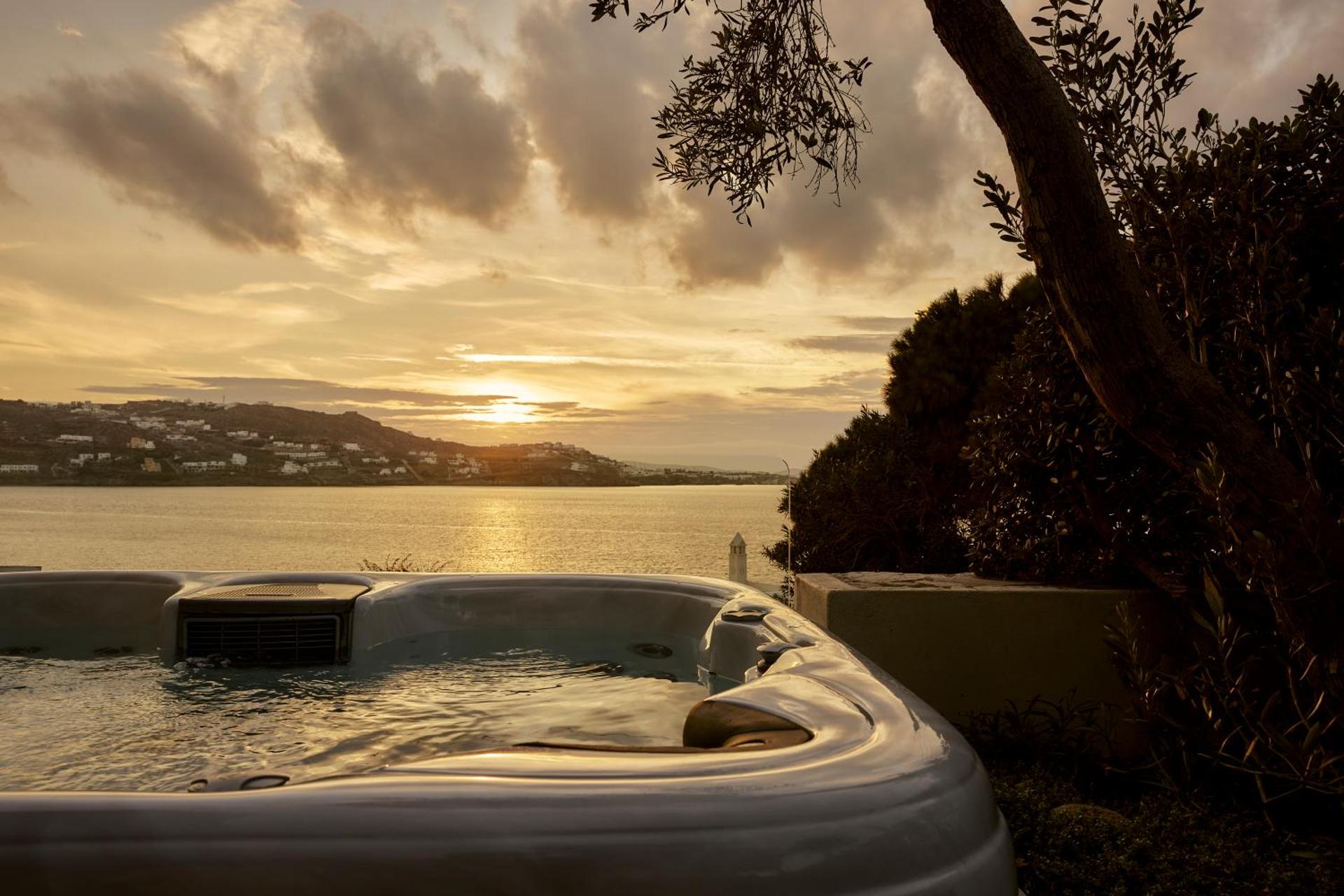 Hotel Adonis - Photo 85