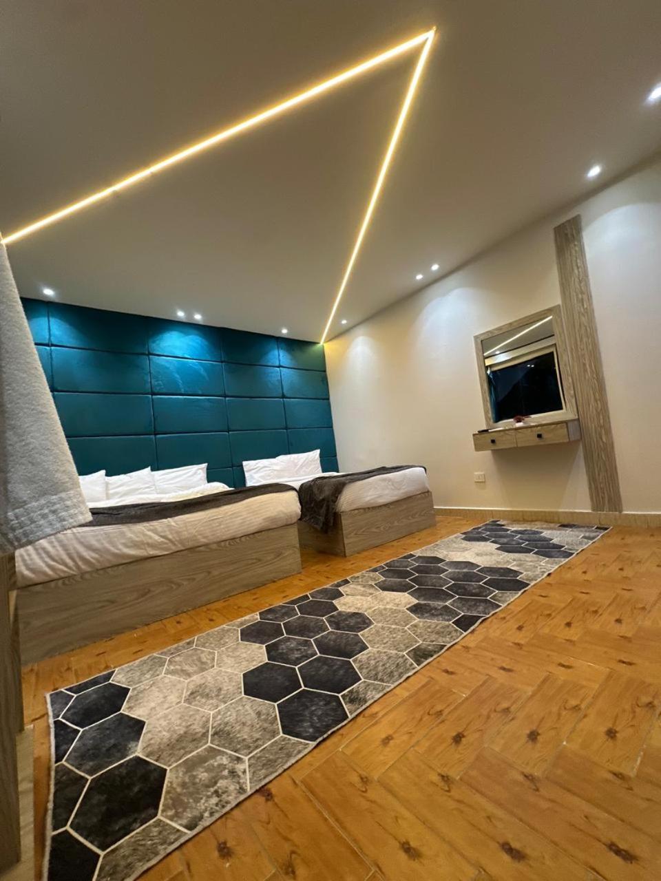 Soho Scarab Pyramids View - Photo 12