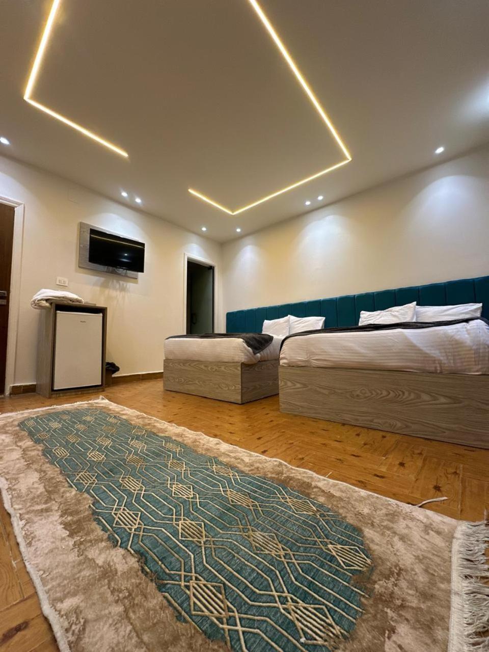 Soho Scarab Pyramids View - Photo 10