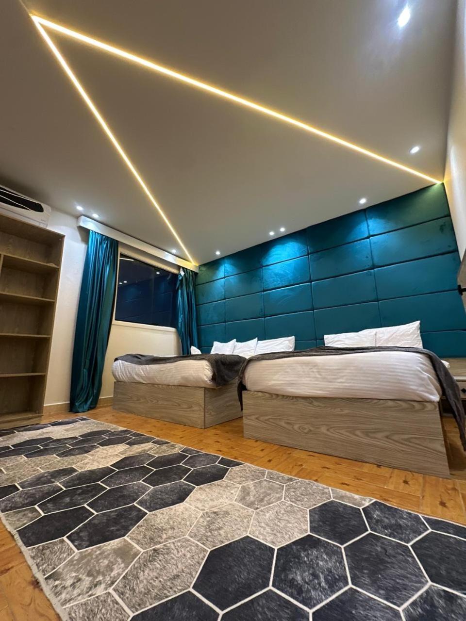 Soho Scarab Pyramids View - Photo 3