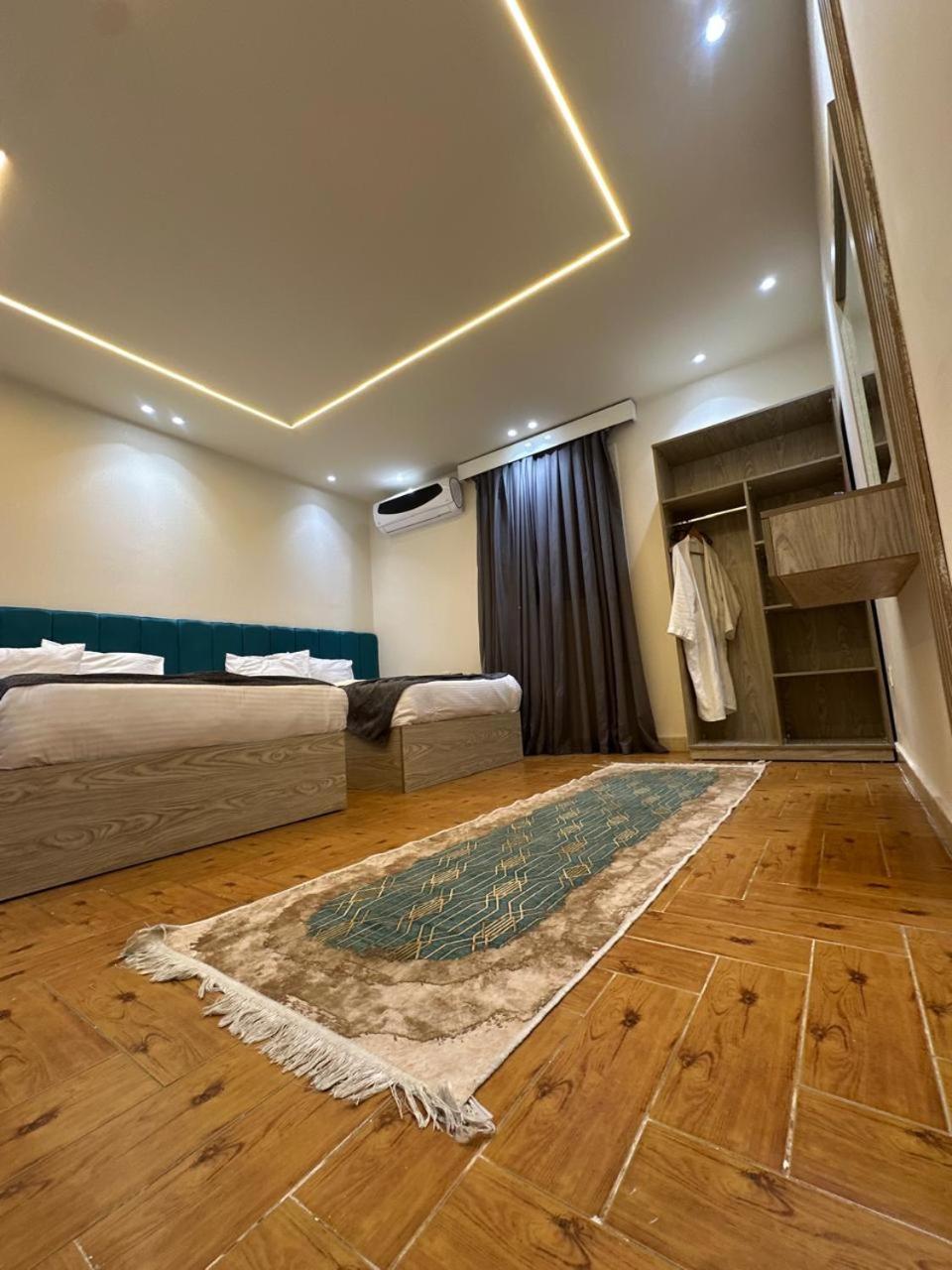 Soho Scarab Pyramids View - Photo 33