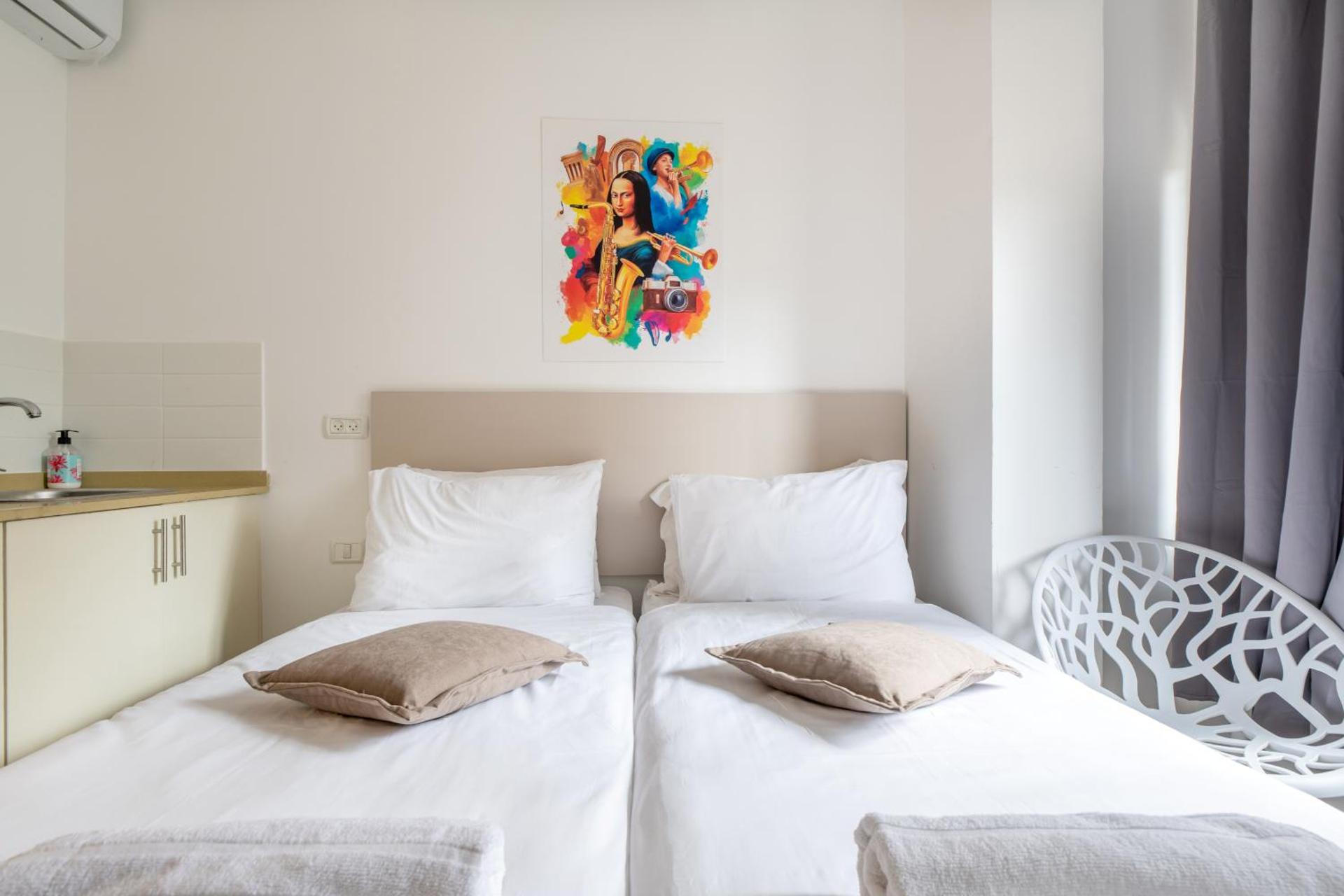 Aju Hillel 14 - Photo 45