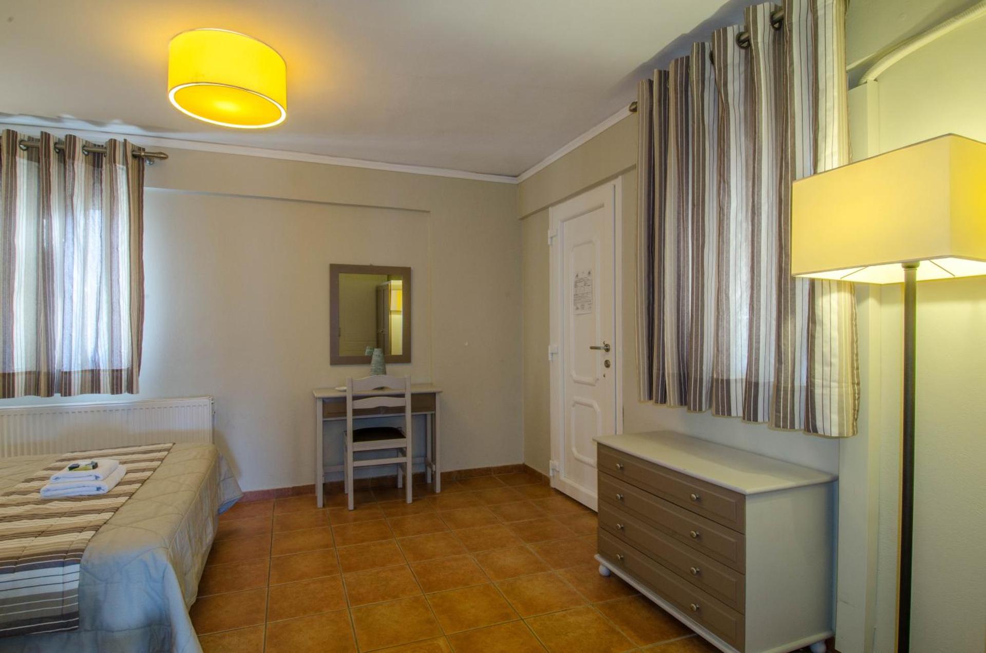 Plaka Studios - Photo 71