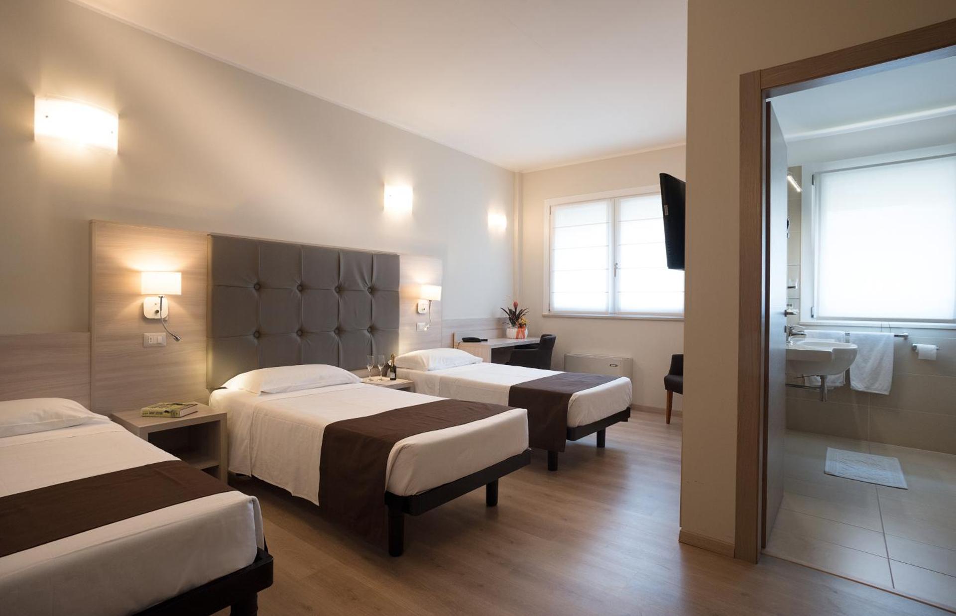 Hotel Montereale - Photo 24