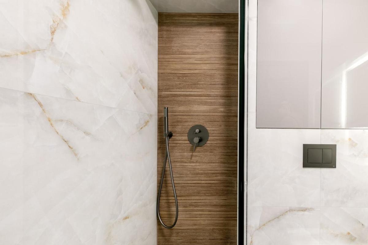 Clavé - Deluxe Studio in Athens - Photo 22