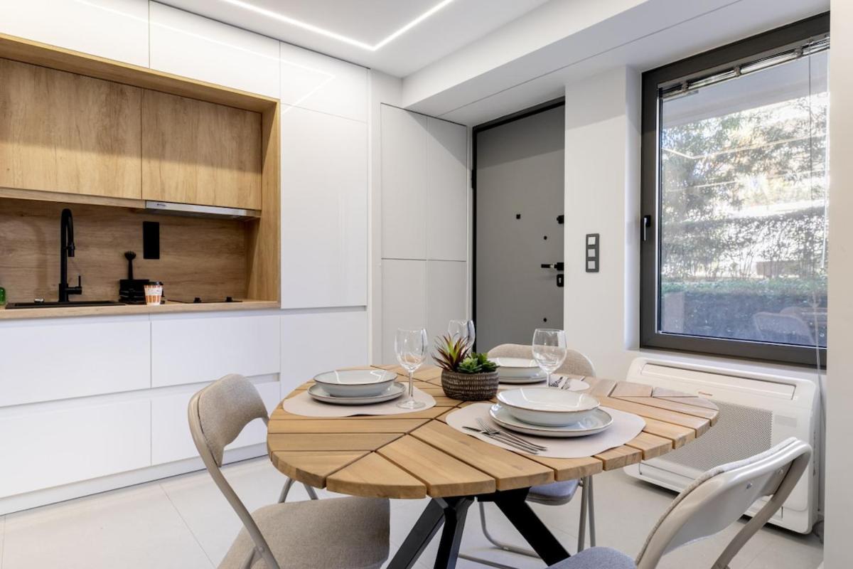 Clavé - Deluxe Studio in Athens - Photo 26