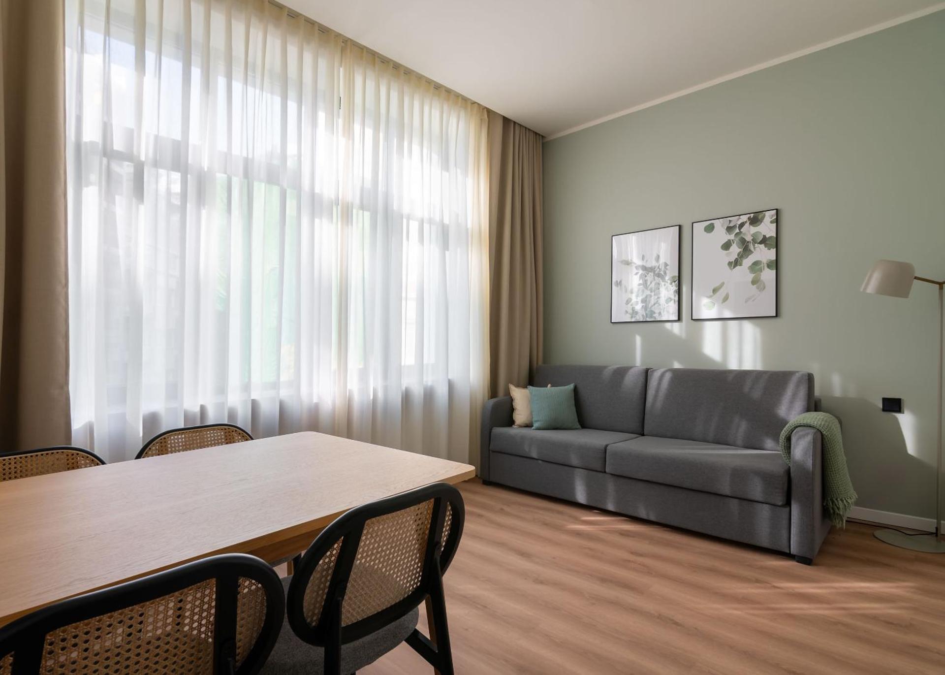 One-Bedroom Suite with sofa bed