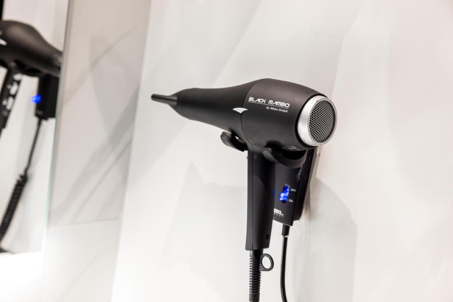 NH Lecco Pontevecchio - Photo 40