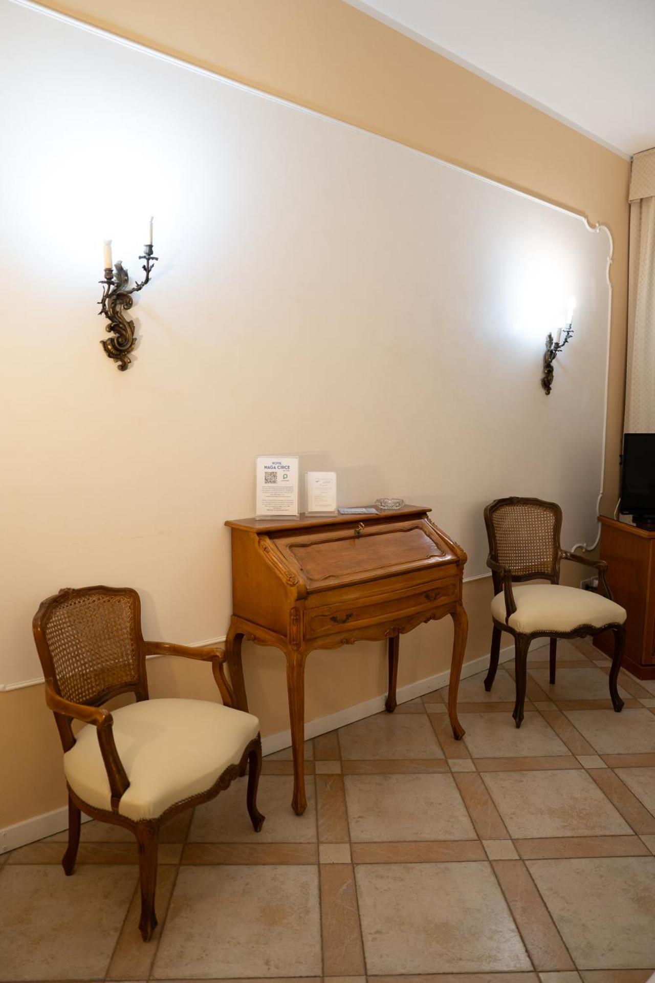 Hotel Ristorante Maga Circe - Photo 36