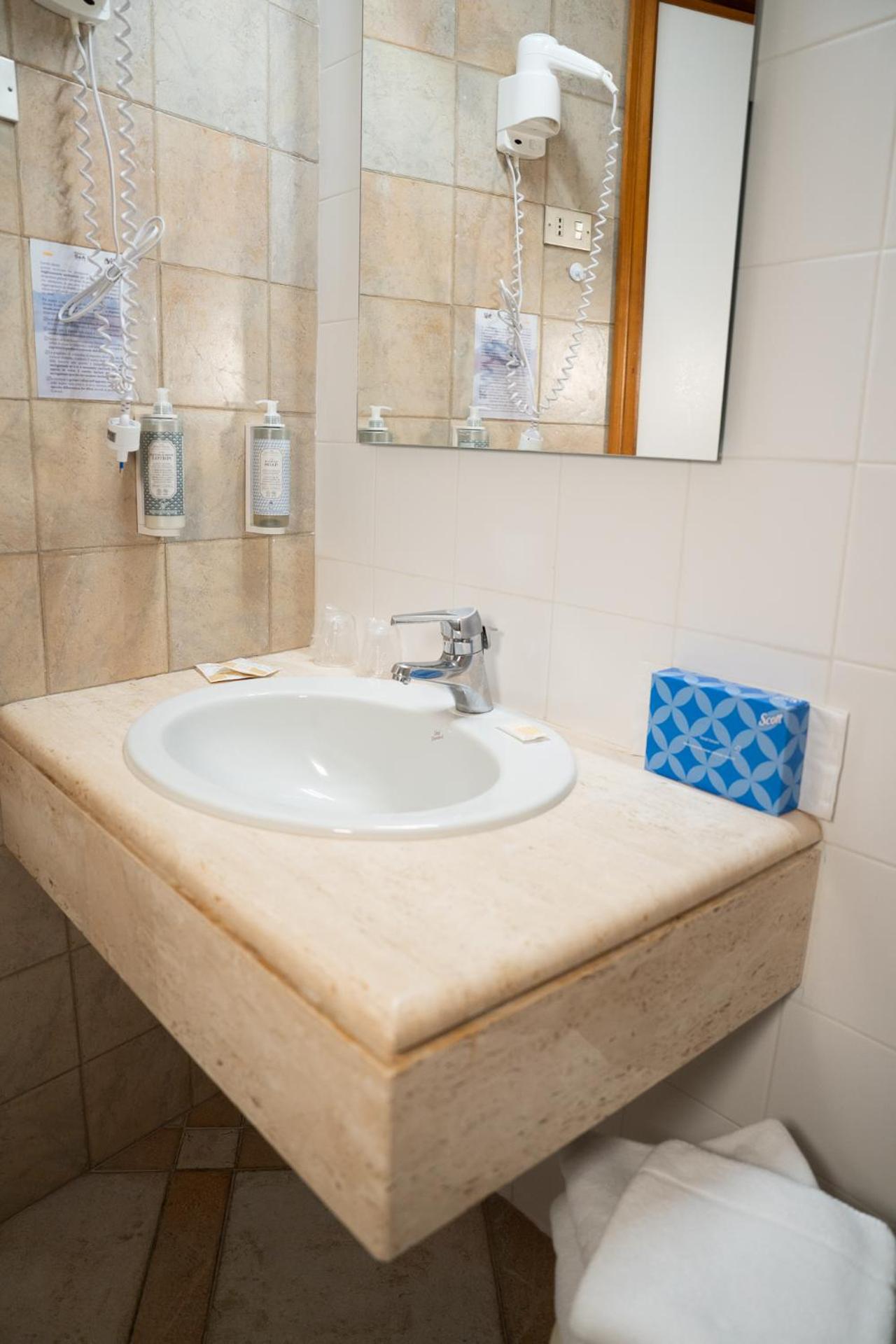 Hotel Ristorante Maga Circe - Photo 35