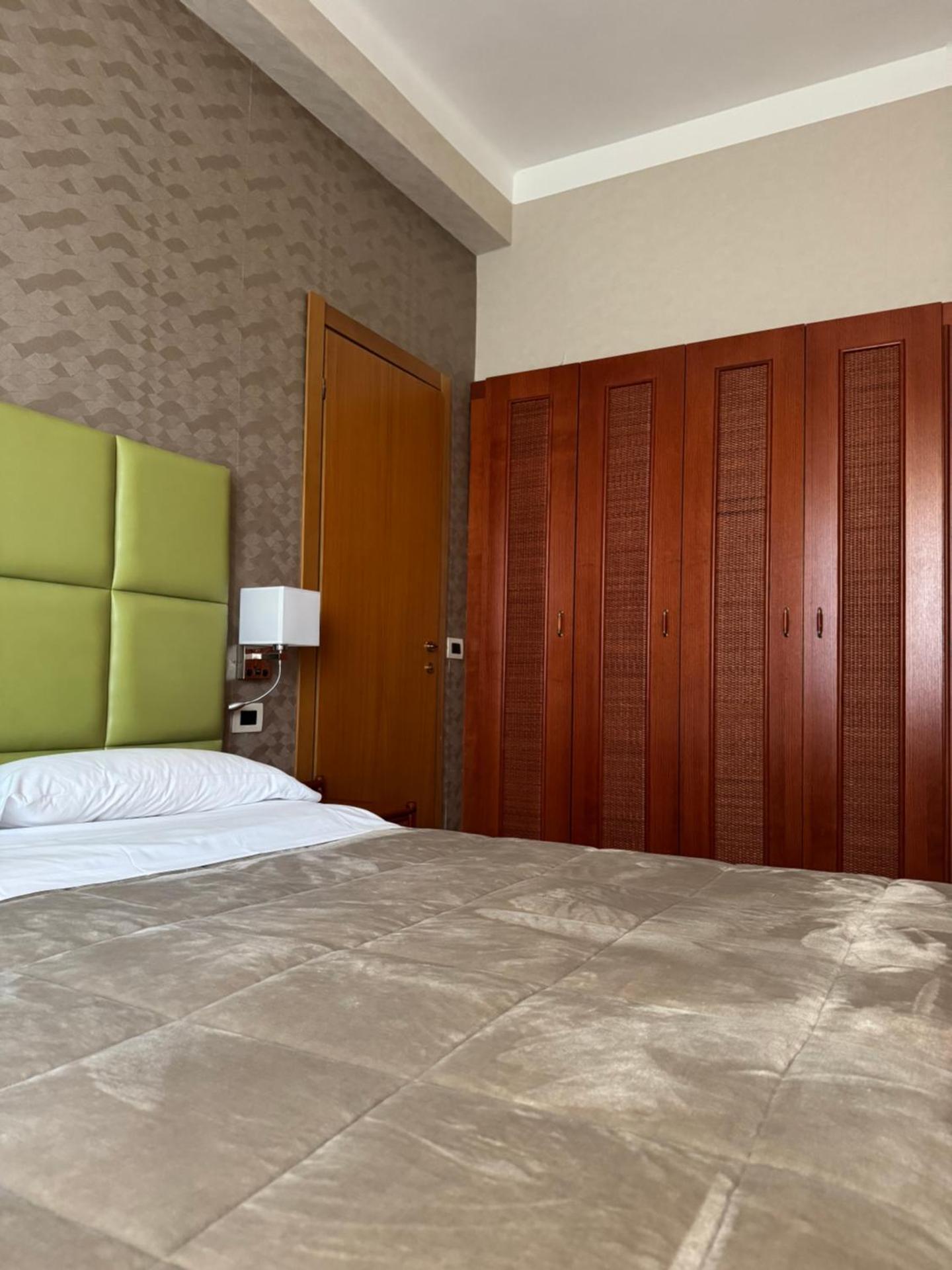 Hotel Kristina - Photo 53