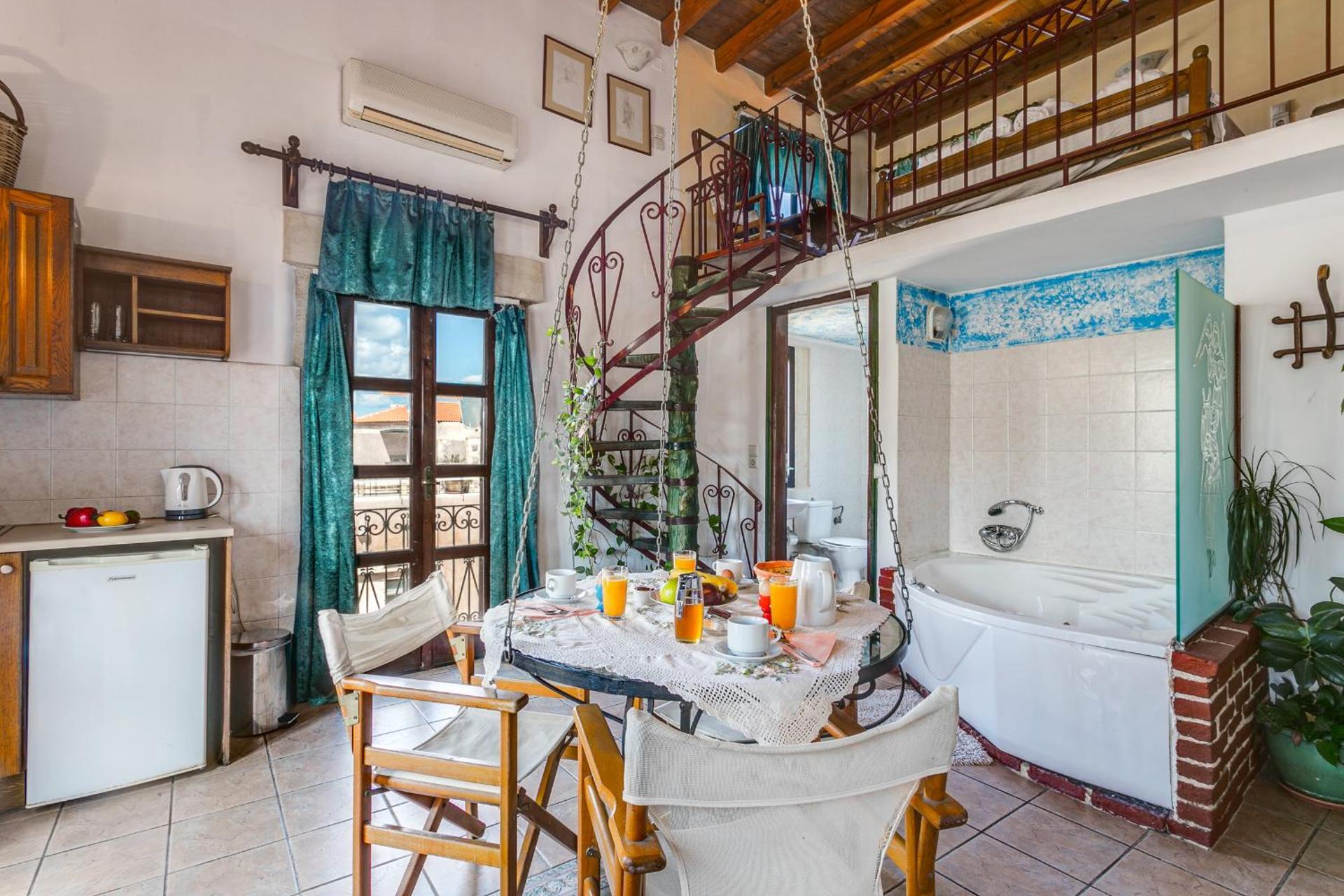 Ifigenia Lux MAISONETTE in oldtown and Villas in theriso vilage 14 km outside of chania - Photo 19