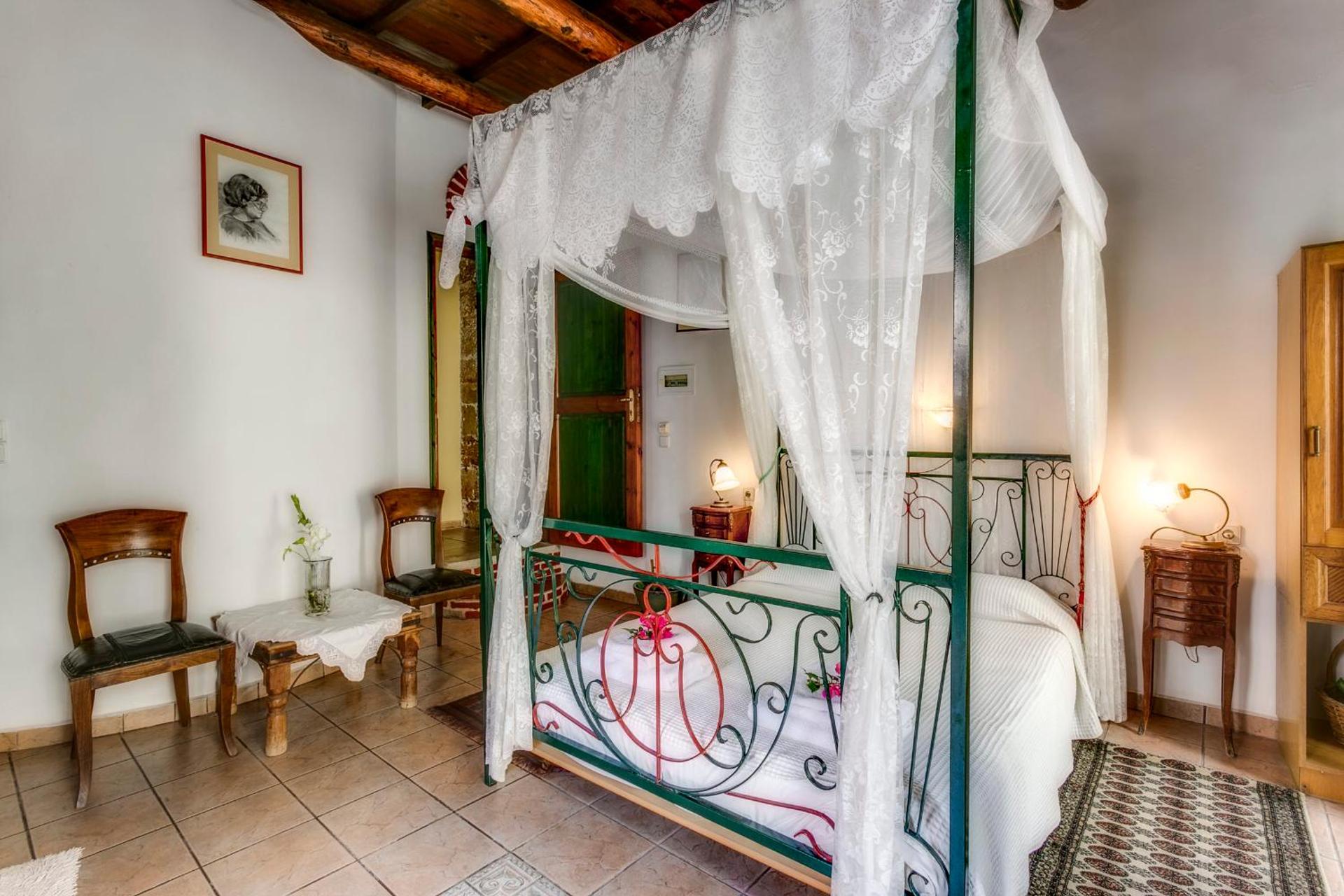 Ifigenia Lux MAISONETTE in oldtown and Villas in theriso vilage 14 km outside of chania - Photo 63