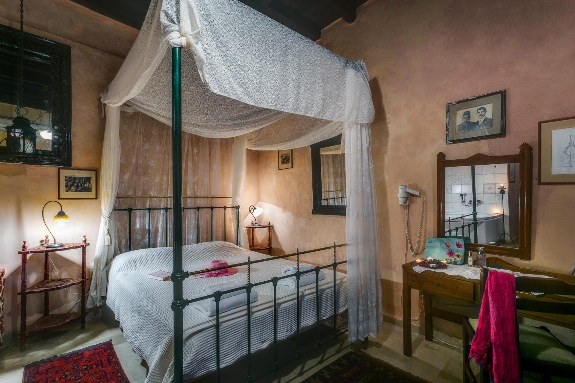 Ifigenia Lux MAISONETTE in oldtown and Villas in theriso vilage 14 km outside of chania - Photo 70