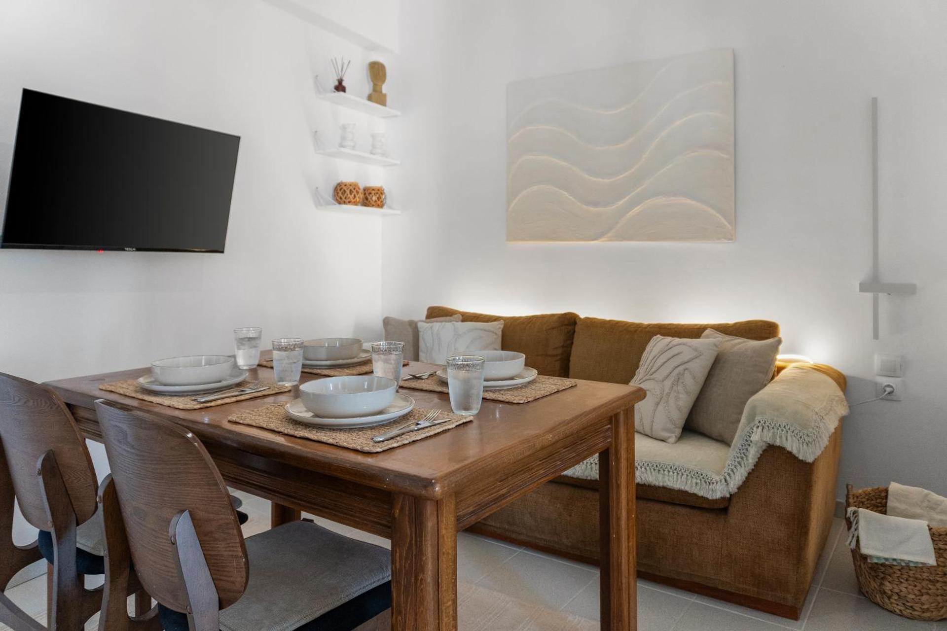 Lithi Stylish Apartments- Eco Luxury Suite - Photo 17