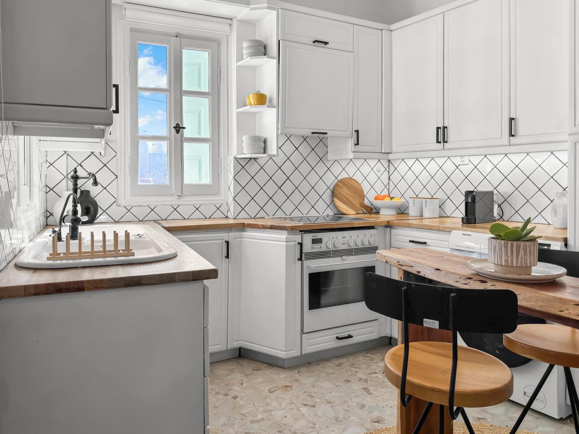 Lithi Stylish Apartments- Eco Luxury Suite - Photo 13