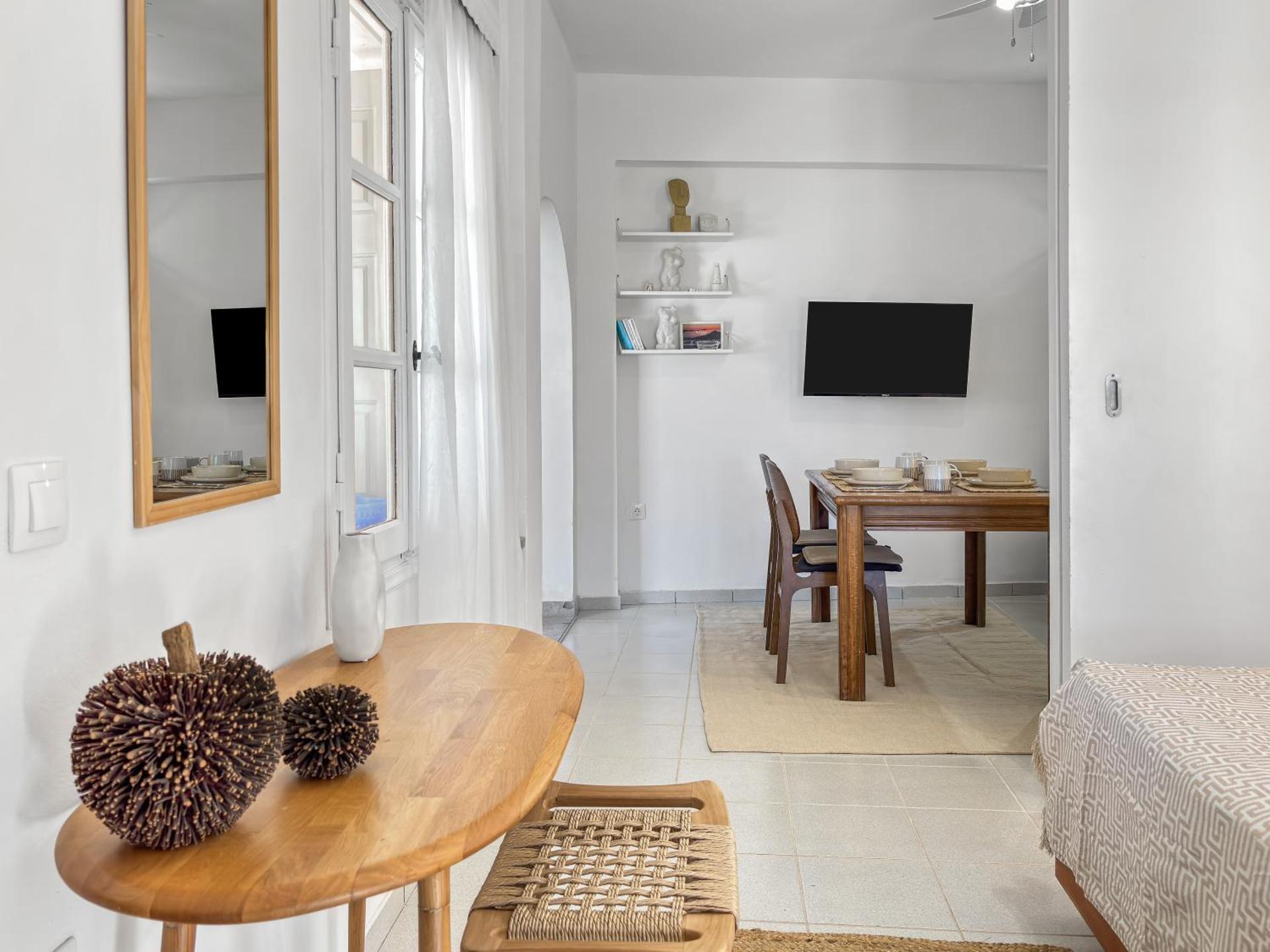 Lithi Stylish Apartments- Eco Luxury Suite - Photo 24