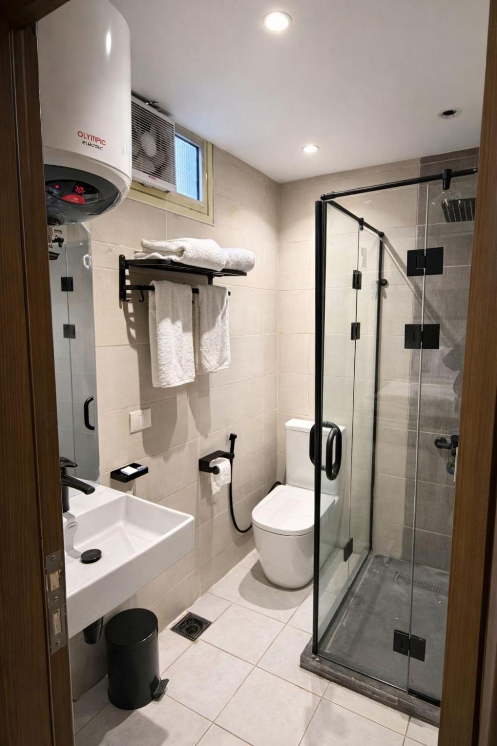 Golden Pyramids Crown - Photo 44