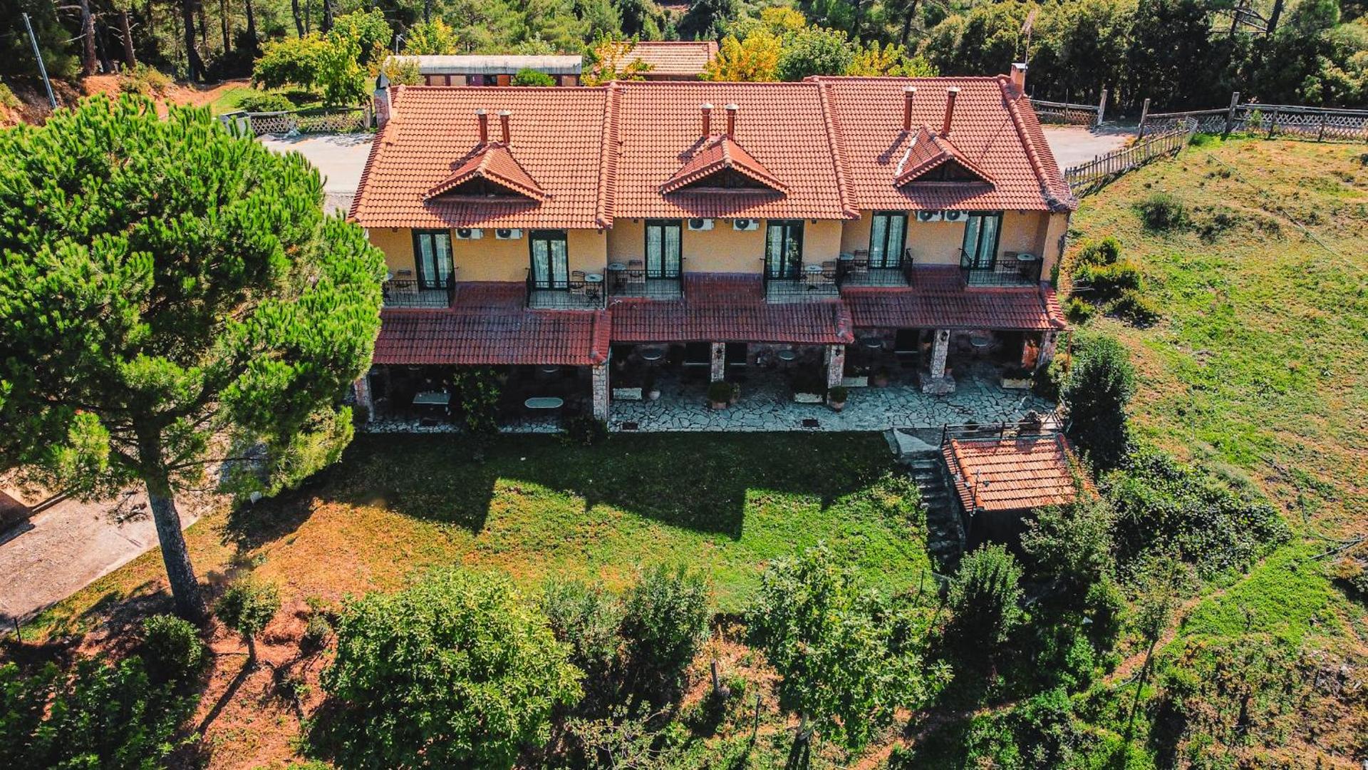 Aphrodite's Inn Kalavrita - Photo 49