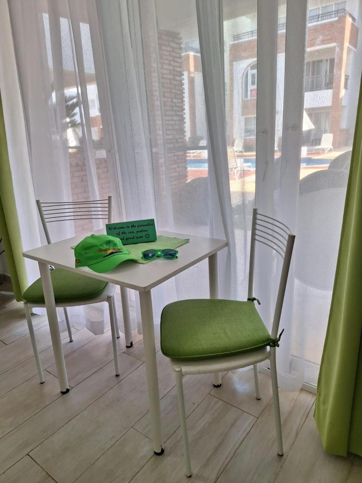 PASSION DEL CARIBE - CORAL VILLAGE 1 - modern and fully equipped apartments & suites in residence with pool and 24 hour security, close the beach, shops, bars, restaurants & entertainment - Photo 15