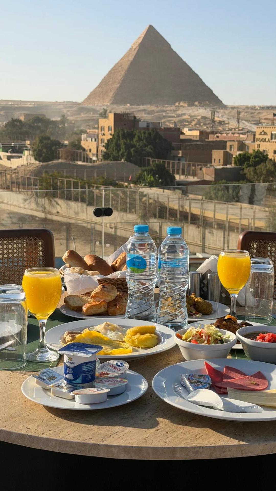 AMUNET Pyramids View Boutique Hotel with Pool and Rooftop Jacuzzi - Photo 10