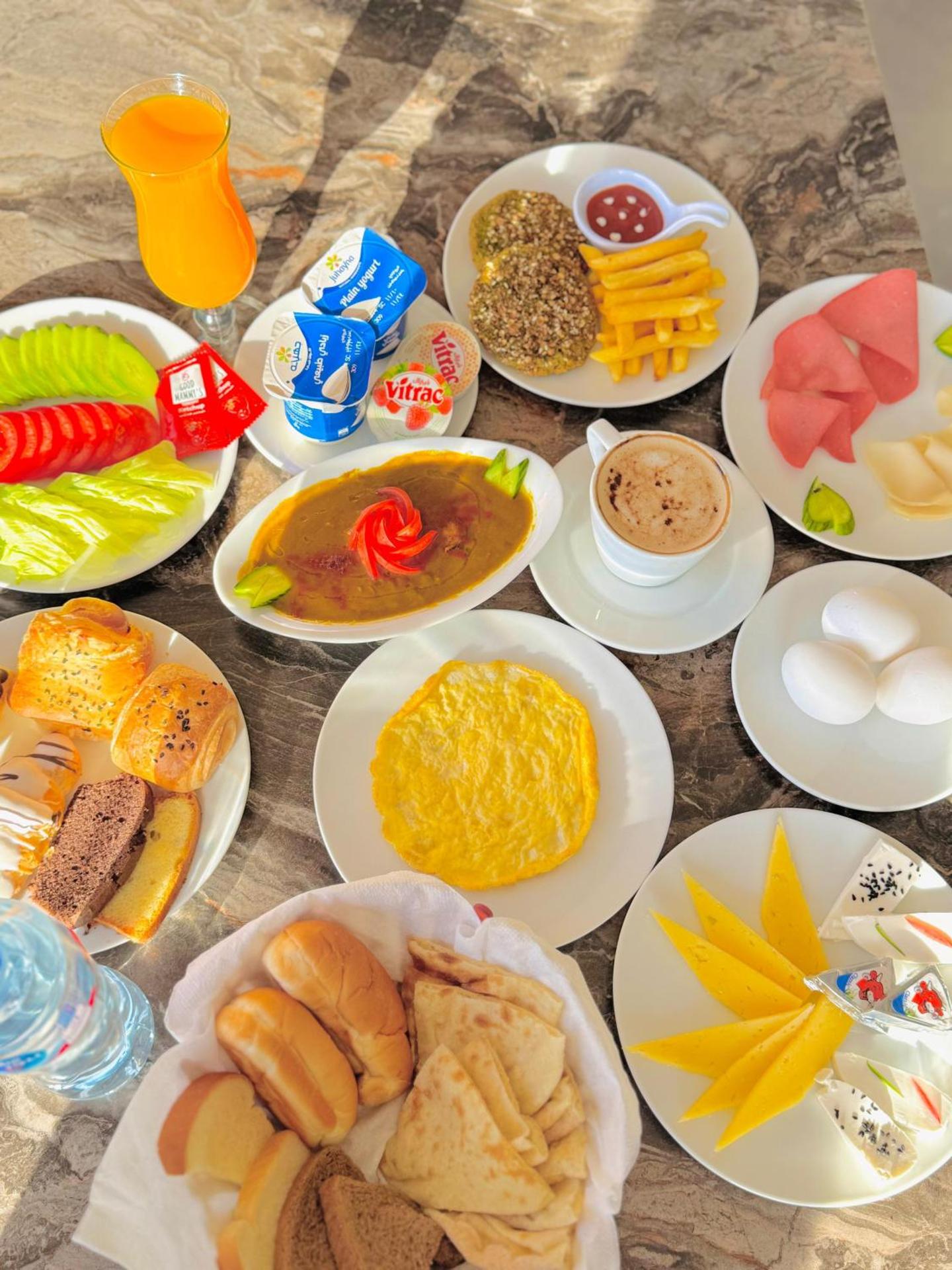 Golden Pyramids Crown - Photo 25