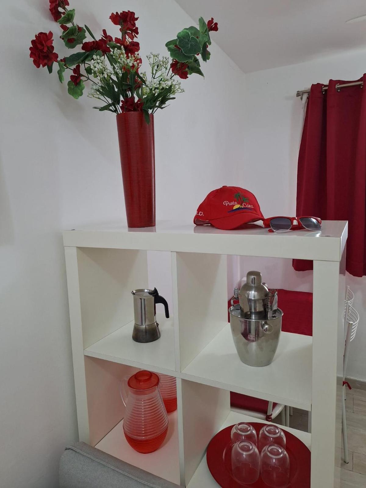 PASSION DEL CARIBE - CORAL VILLAGE 1 - modern and fully equipped apartments & suites in residence with pool and 24 hour security, close the beach, shops, bars, restaurants & entertainment - Photo 51