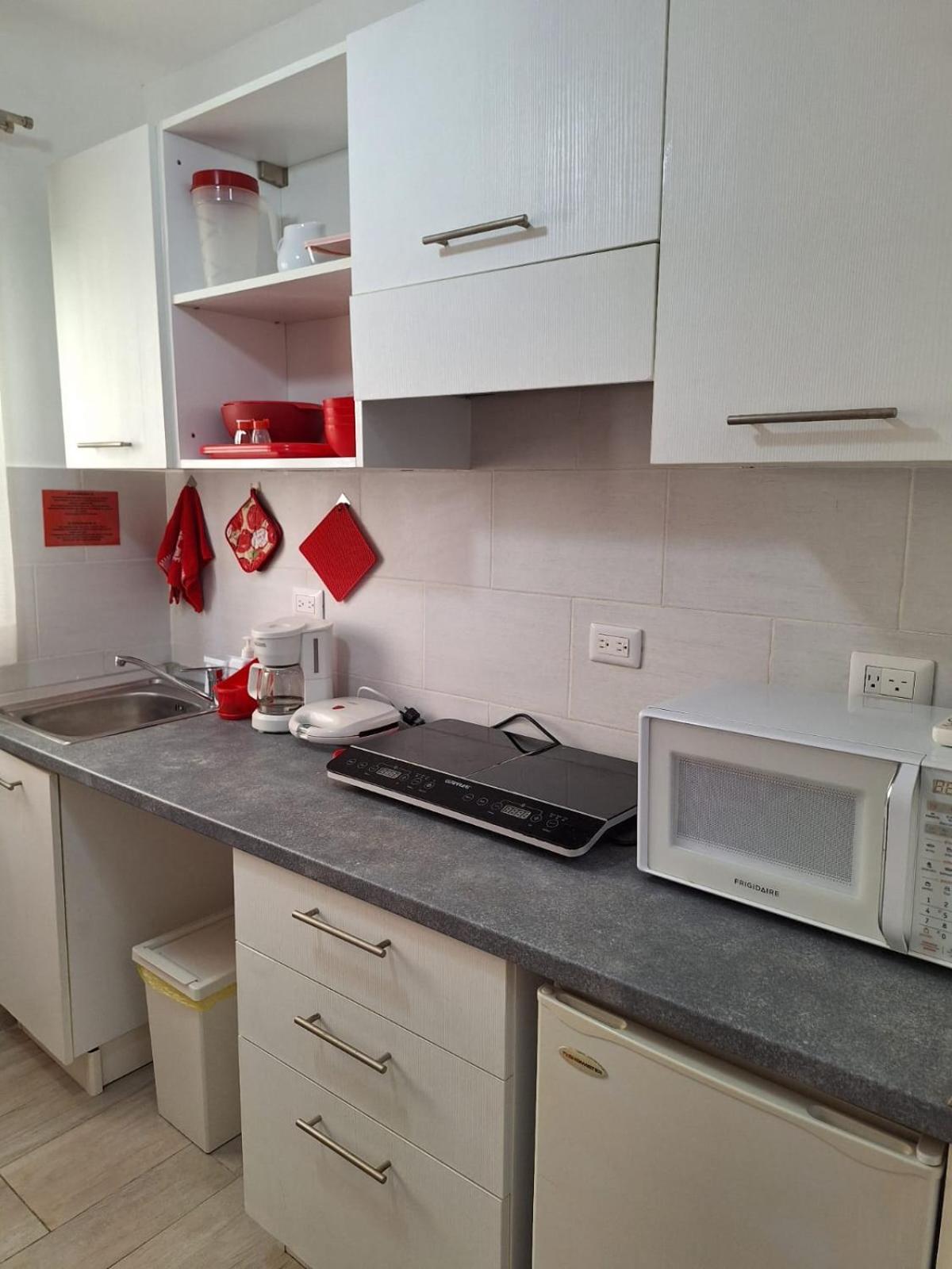 PASSION DEL CARIBE - CORAL VILLAGE 1 - modern and fully equipped apartments & suites in residence with pool and 24 hour security, close the beach, shops, bars, restaurants & entertainment - Photo 48