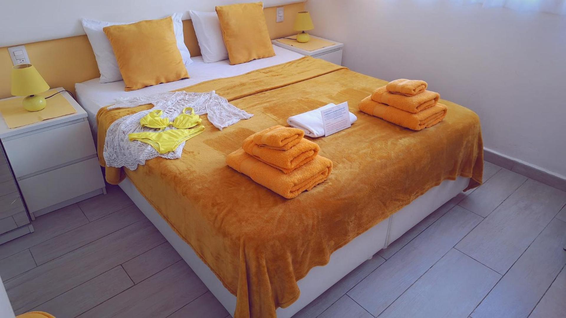 PASSION DEL CARIBE - CORAL VILLAGE 1 - modern and fully equipped apartments & suites in residence with pool and 24 hour security, close the beach, shops, bars, restaurants & entertainment - Photo 30