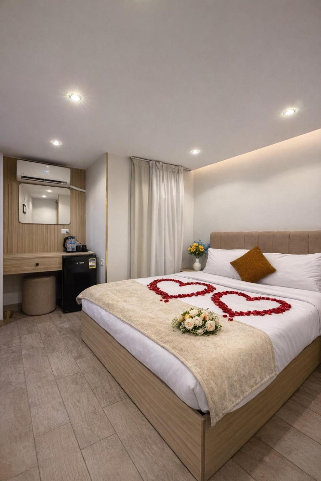 Golden Pyramids Crown - Photo 66